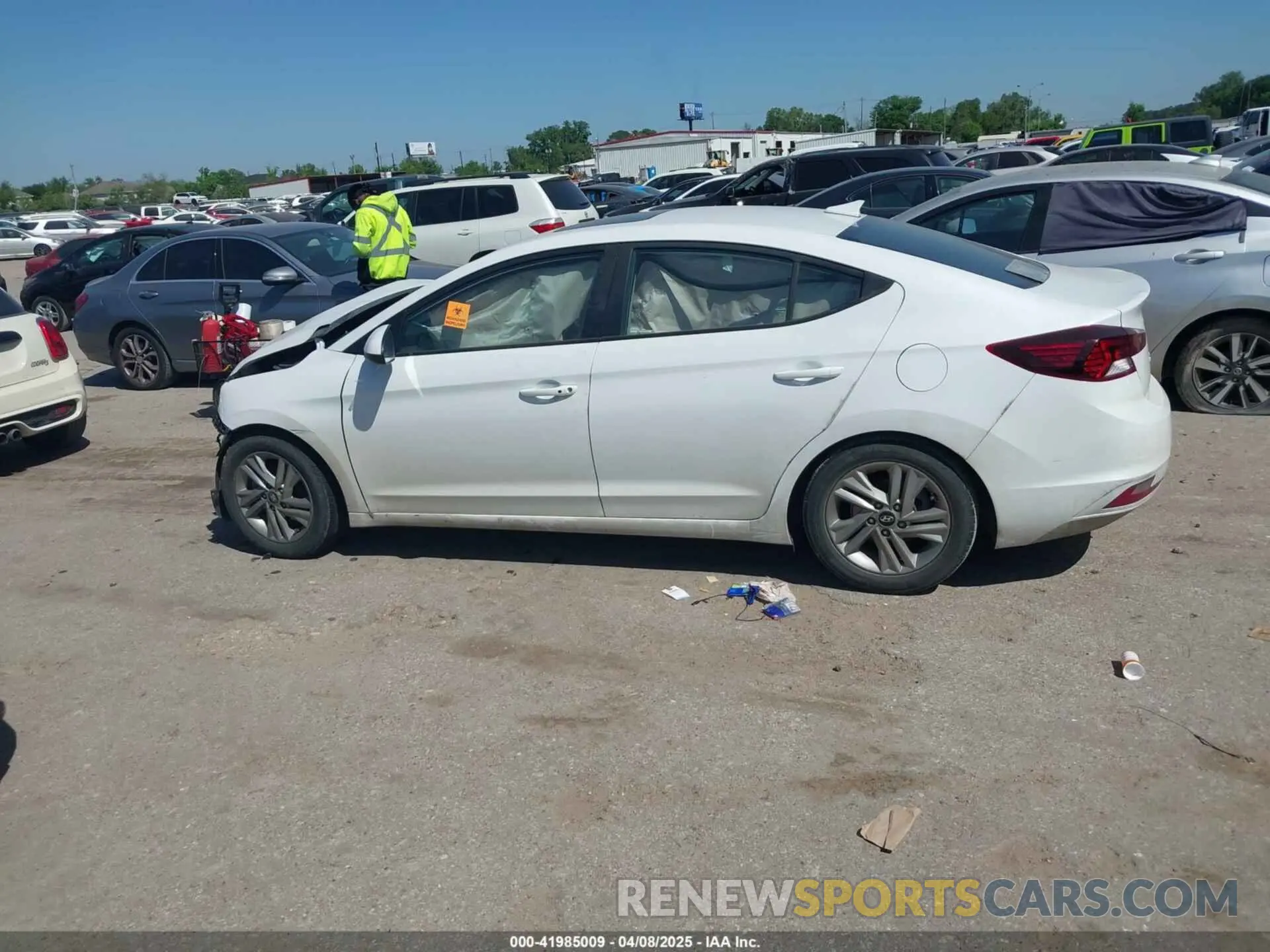 13 Photograph of a damaged car 5NPD84LF5LH602353 HYUNDAI ELANTRA 2020
