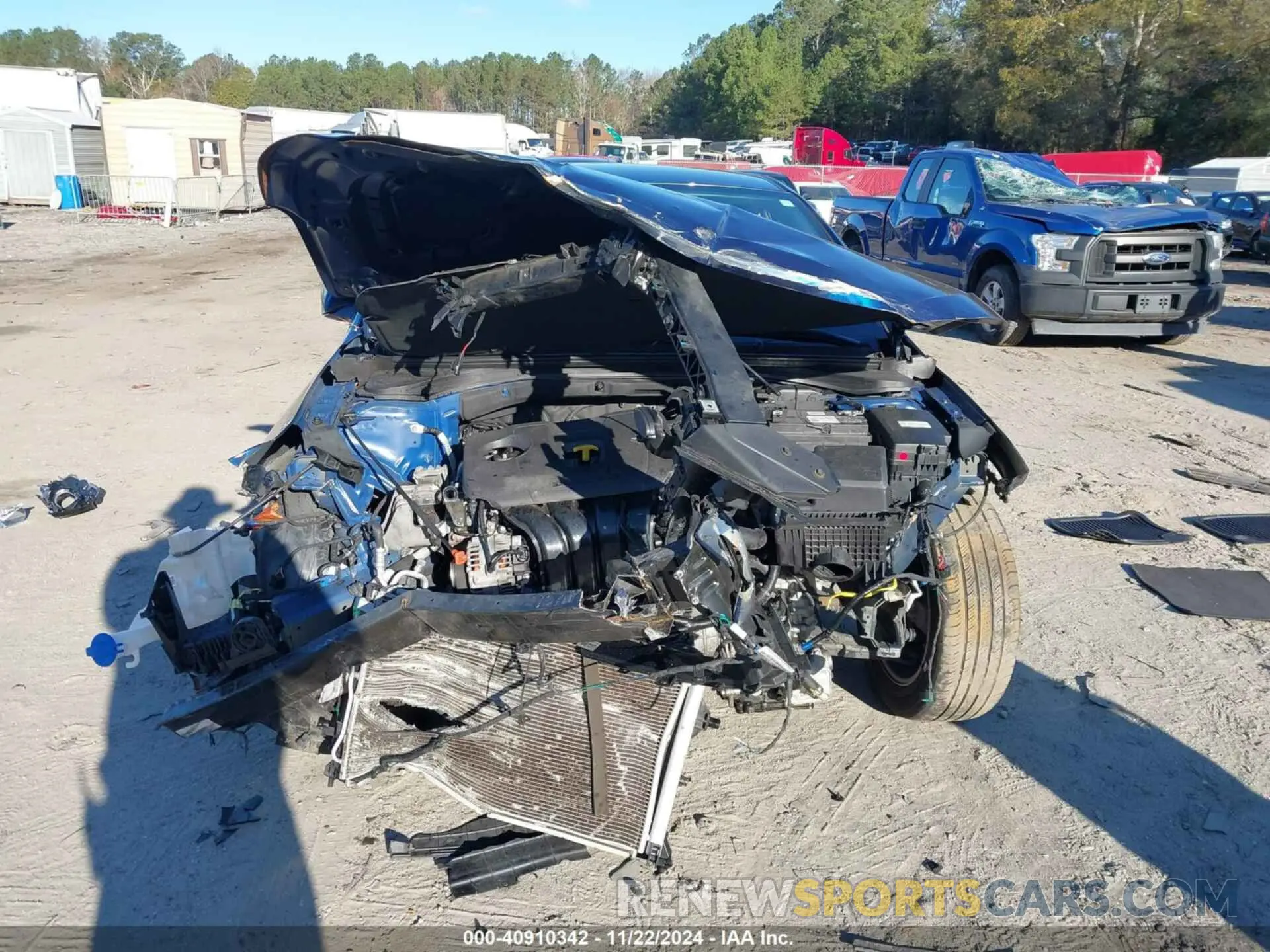 11 Photograph of a damaged car 5NPD84LF5LH621520 HYUNDAI ELANTRA 2020