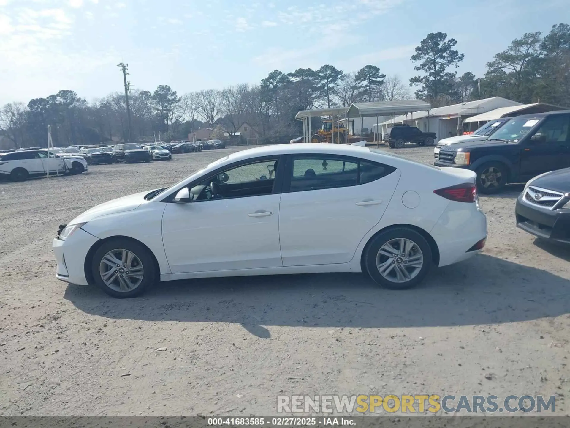 14 Photograph of a damaged car 5NPD84LF5LH624563 HYUNDAI ELANTRA 2020