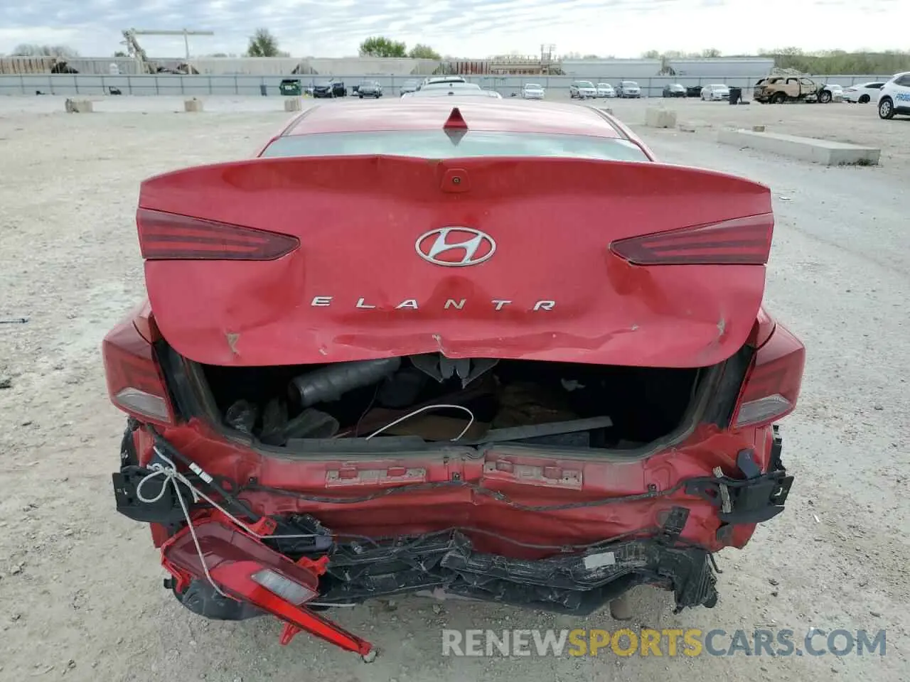 6 Photograph of a damaged car 5NPD84LF5LH626992 HYUNDAI ELANTRA 2020