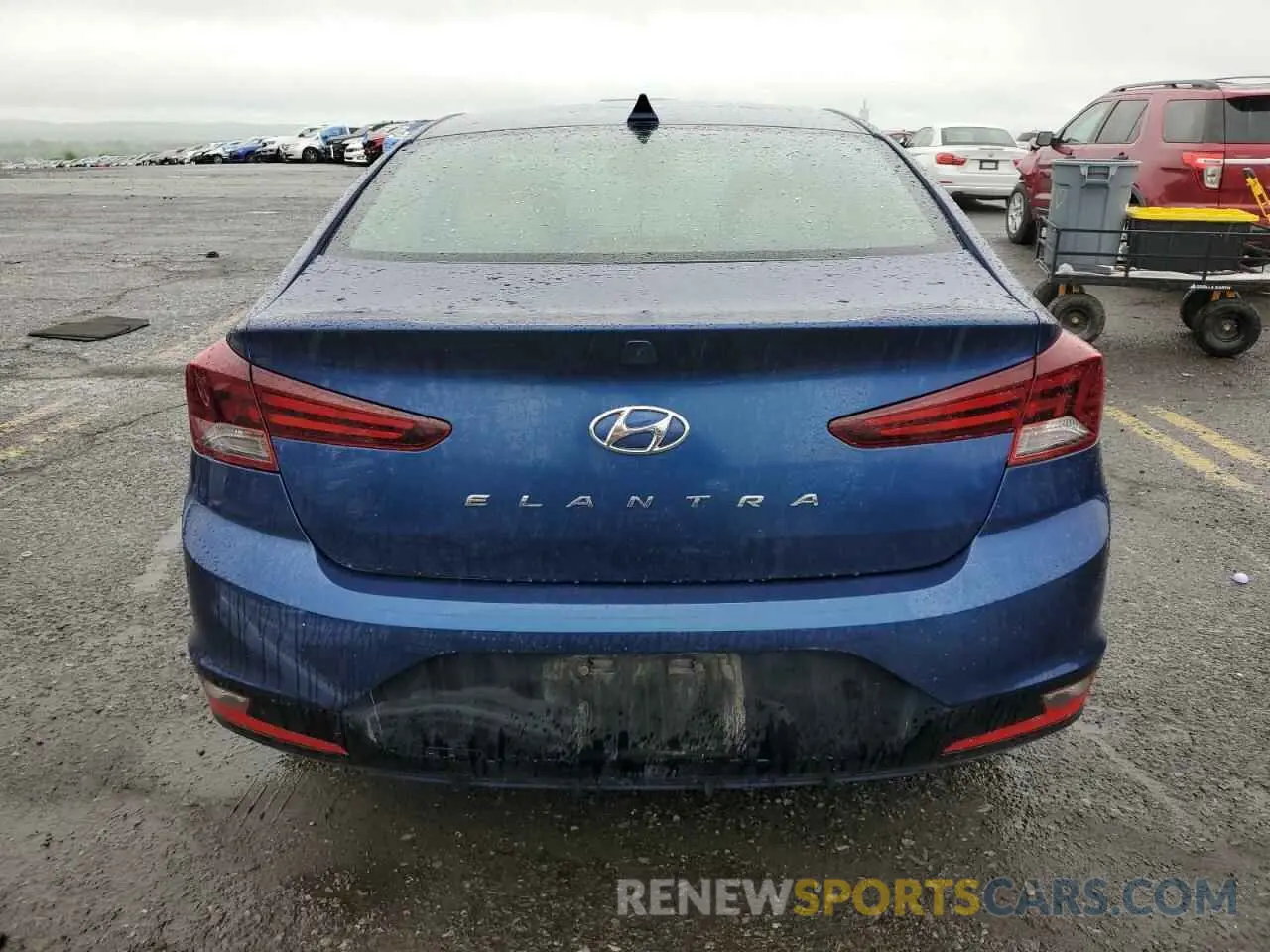6 Photograph of a damaged car 5NPD84LF5LH627589 HYUNDAI ELANTRA 2020