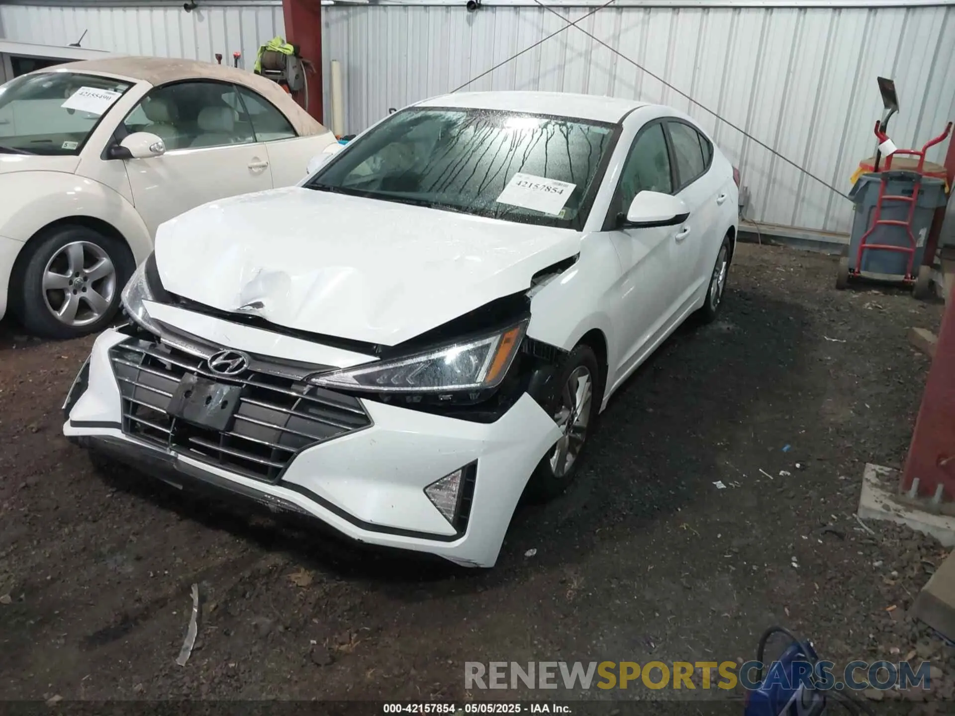2 Photograph of a damaged car 5NPD84LF5LH627804 HYUNDAI ELANTRA 2020