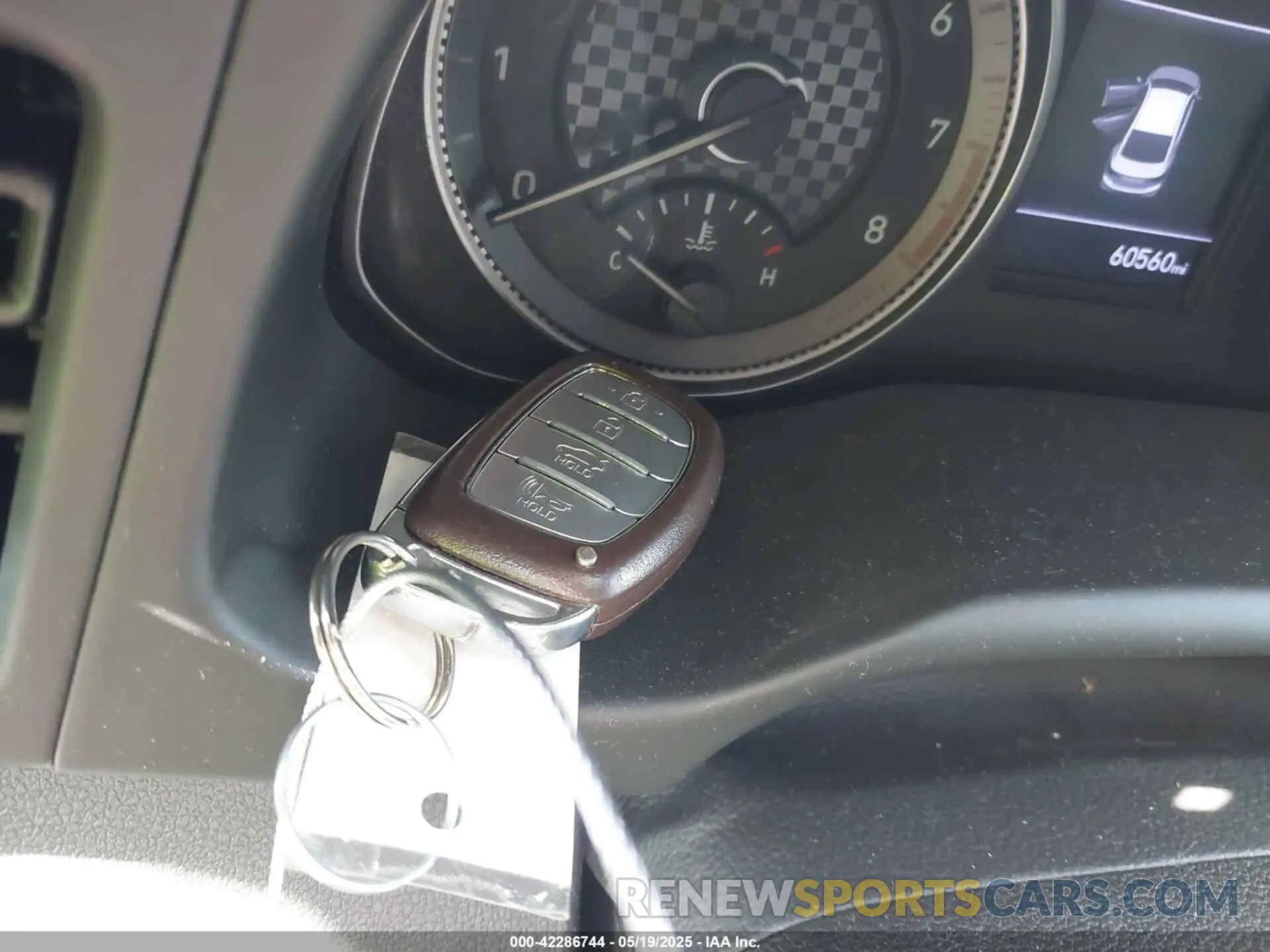 11 Photograph of a damaged car 5NPD84LF5LH629651 HYUNDAI ELANTRA 2020