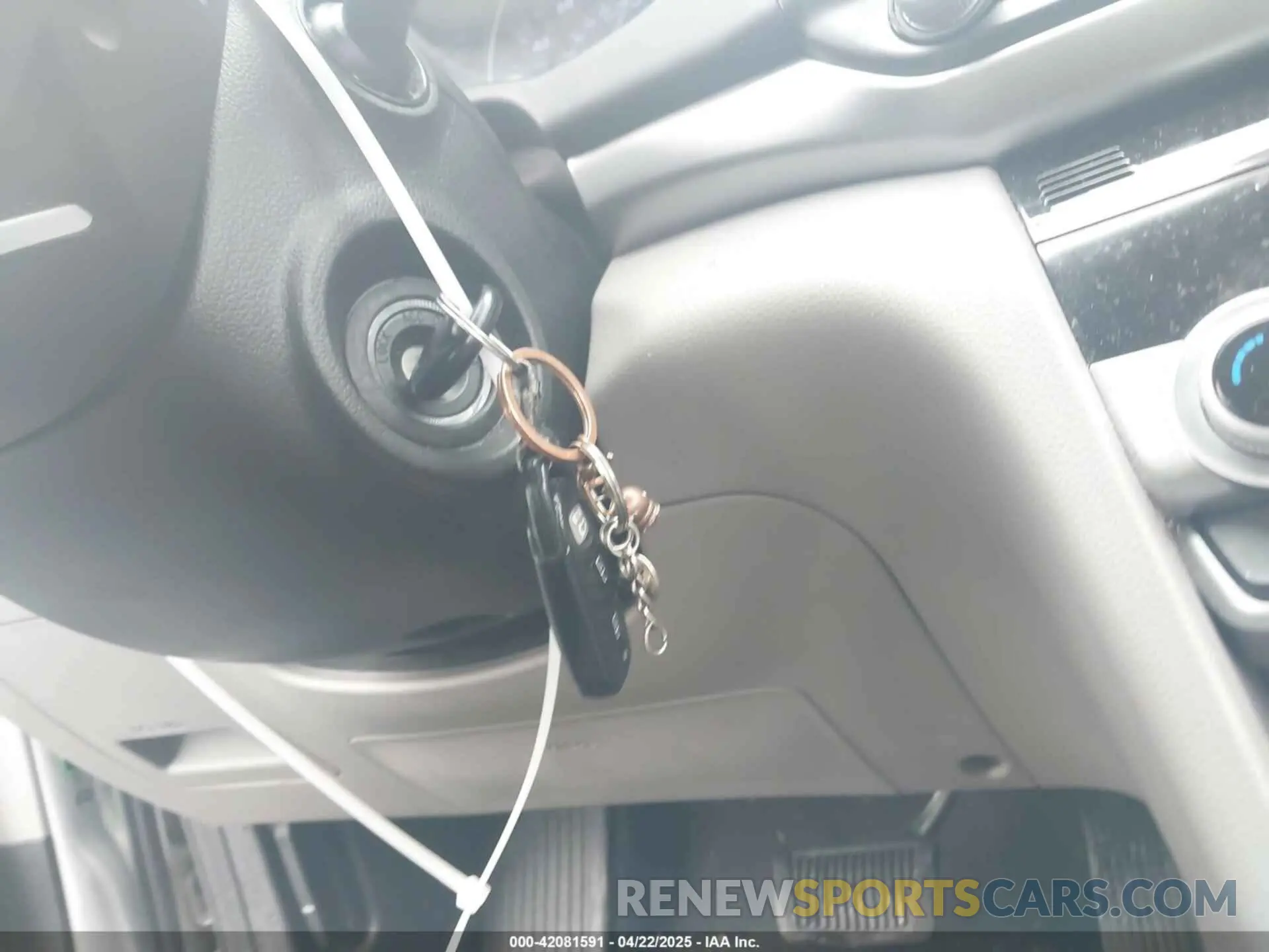 11 Photograph of a damaged car 5NPD84LF5LH632243 HYUNDAI ELANTRA 2020