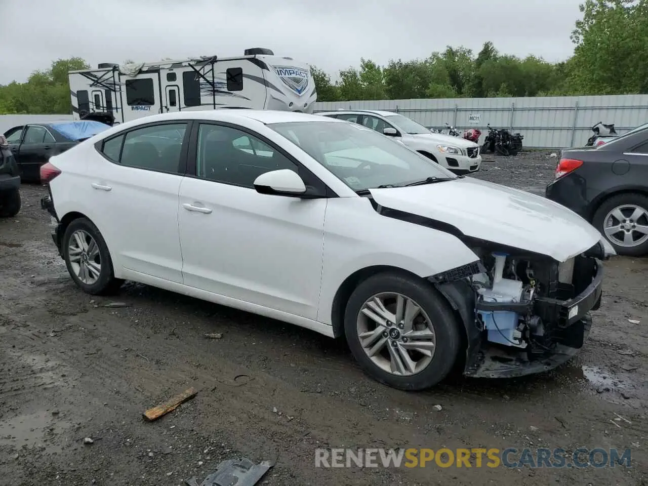 4 Photograph of a damaged car 5NPD84LF5LH632324 HYUNDAI ELANTRA 2020