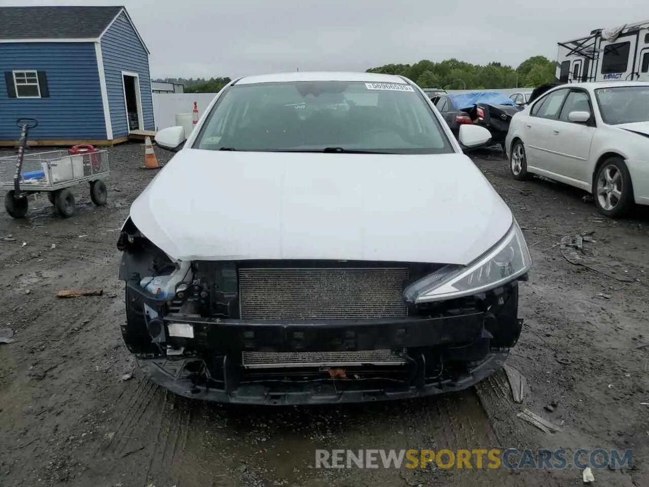 5 Photograph of a damaged car 5NPD84LF5LH632324 HYUNDAI ELANTRA 2020