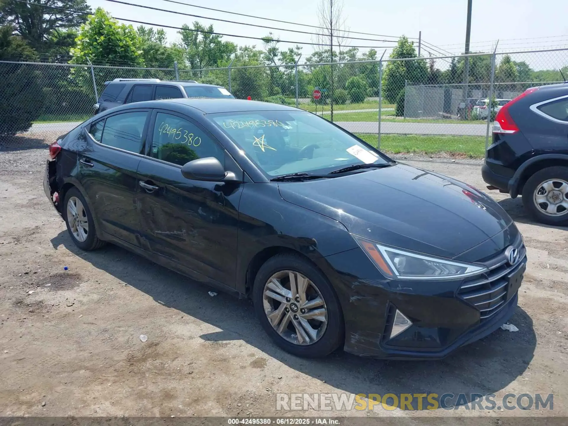 1 Photograph of a damaged car 5NPD84LF6LH513469 HYUNDAI ELANTRA 2020