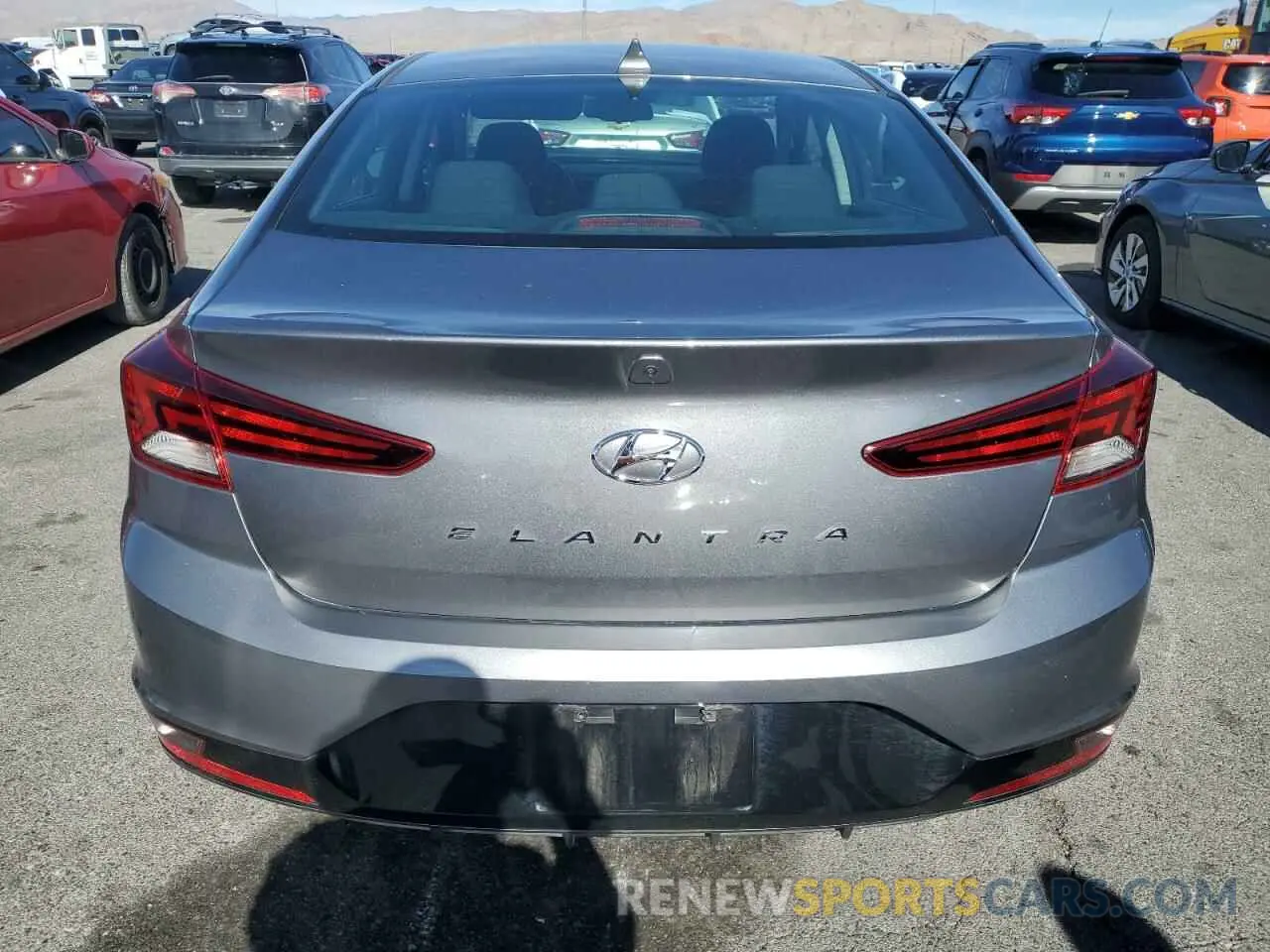 6 Photograph of a damaged car 5NPD84LF6LH520101 HYUNDAI ELANTRA 2020