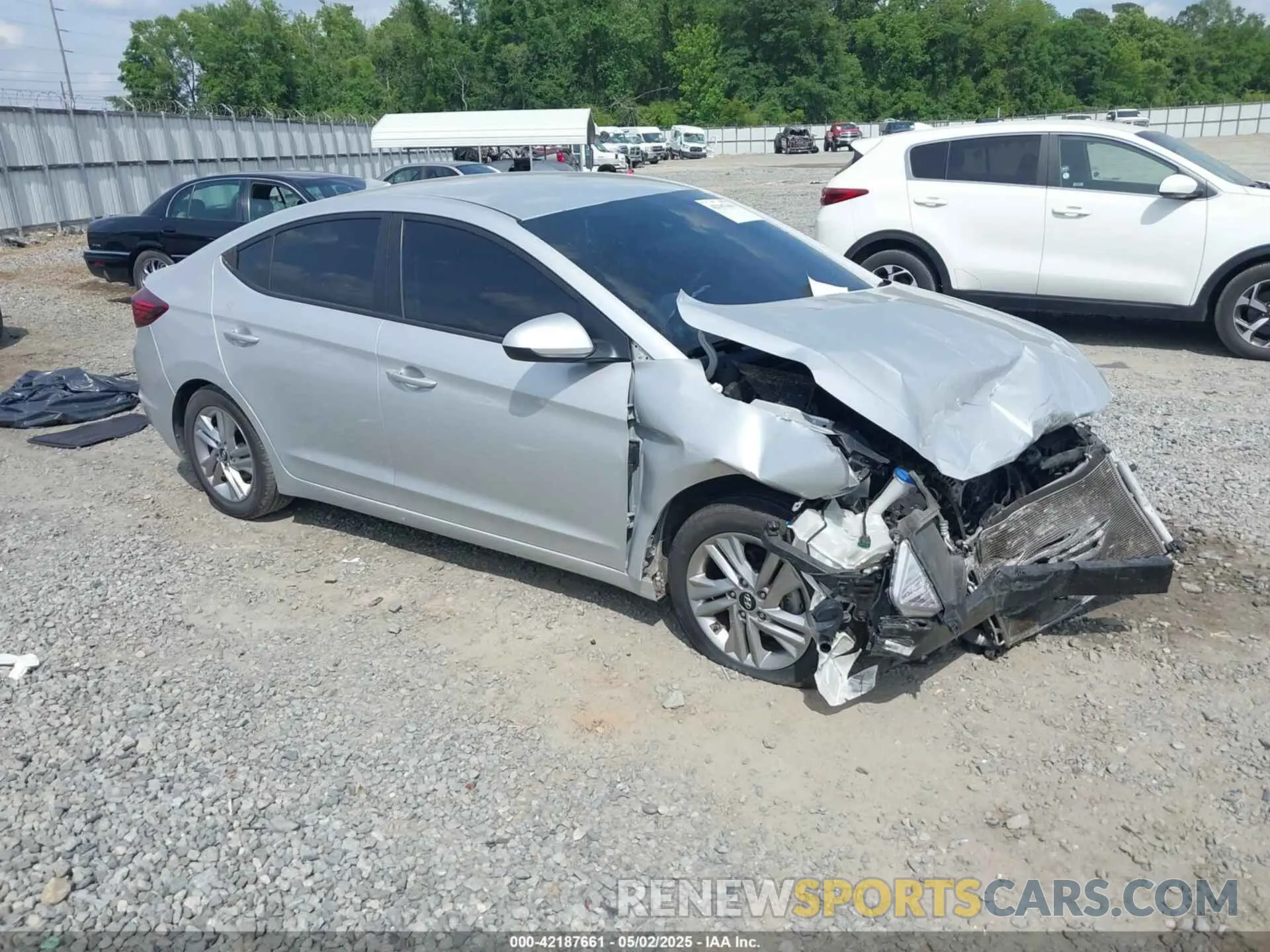 1 Photograph of a damaged car 5NPD84LF6LH528764 HYUNDAI ELANTRA 2020