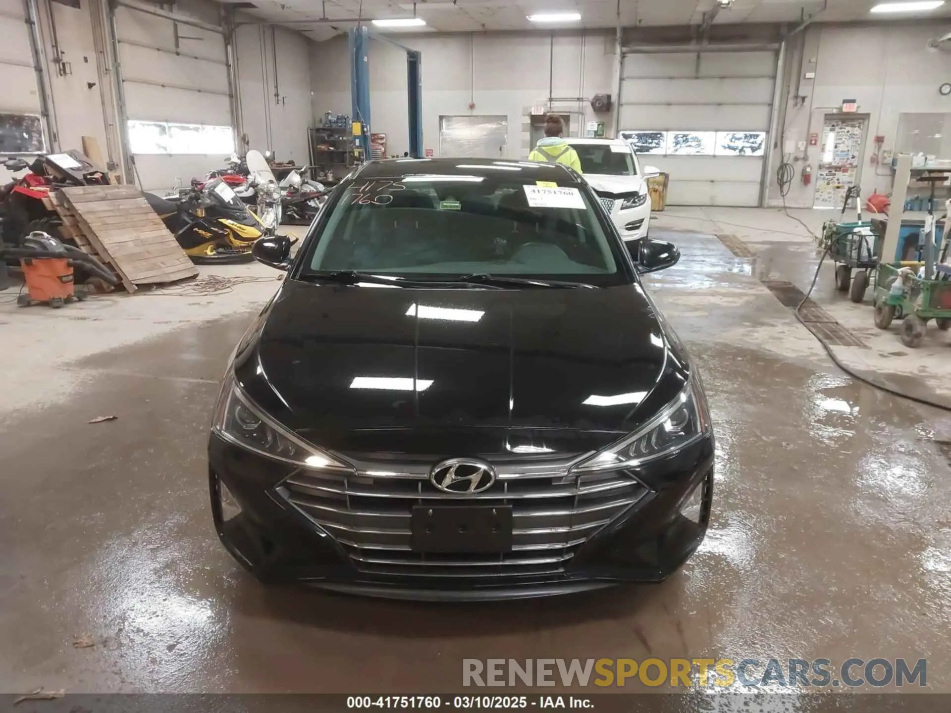 13 Photograph of a damaged car 5NPD84LF6LH541806 HYUNDAI ELANTRA 2020