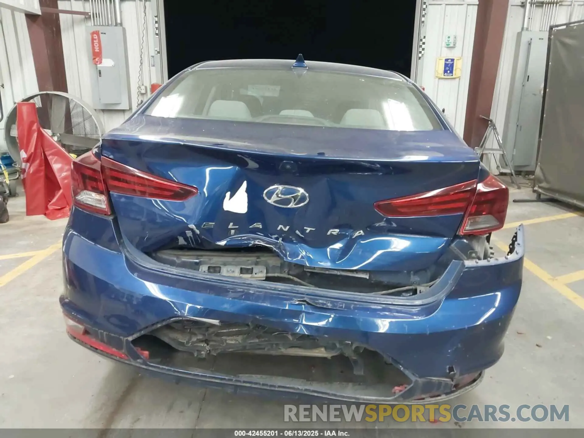 15 Photograph of a damaged car 5NPD84LF6LH546472 HYUNDAI ELANTRA 2020