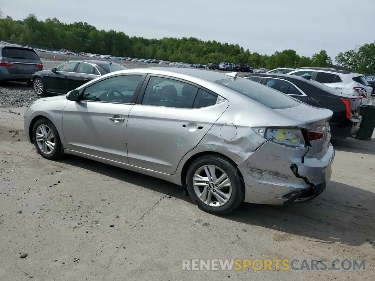 2 Photograph of a damaged car 5NPD84LF6LH551347 HYUNDAI ELANTRA 2020