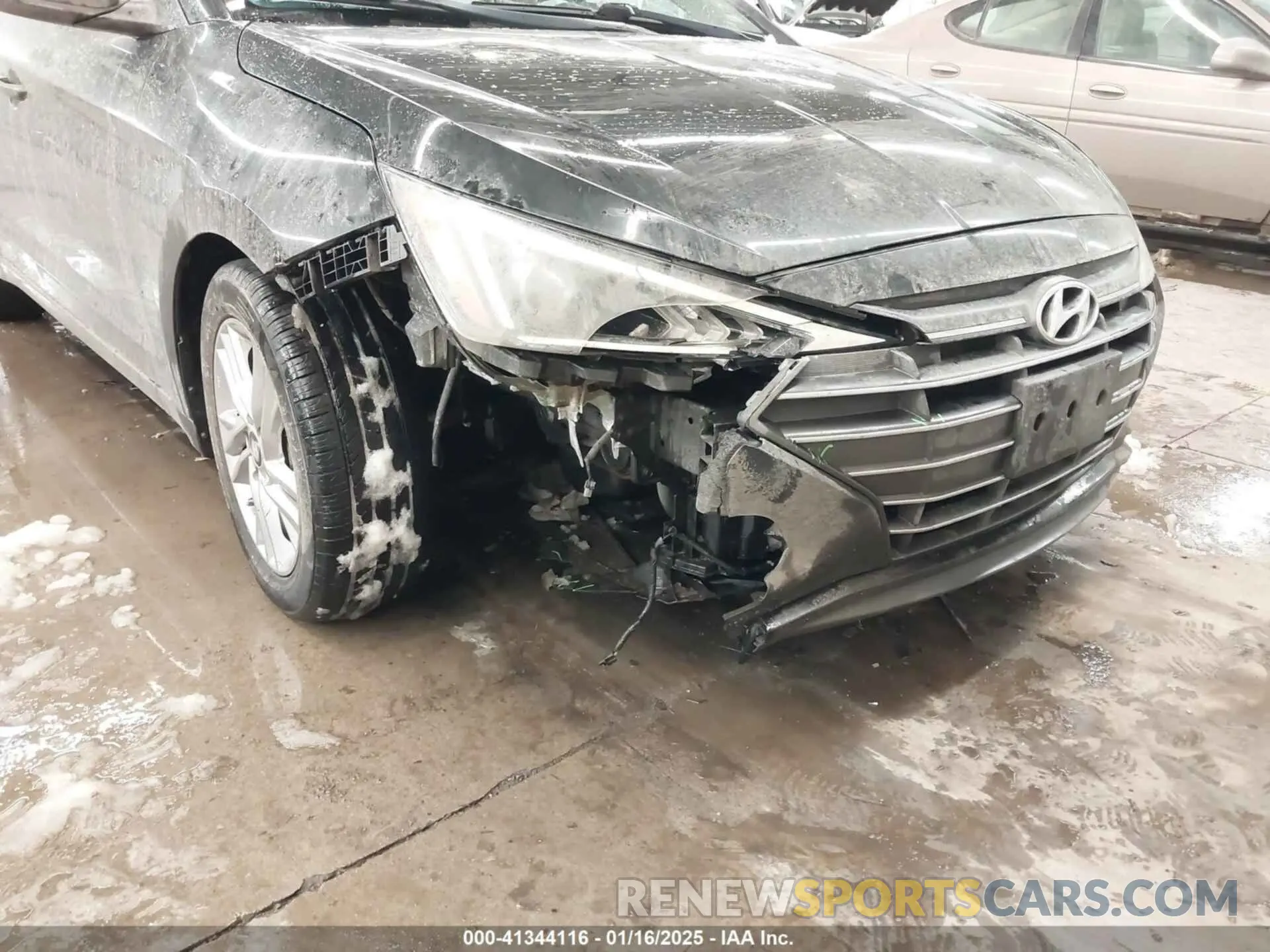 6 Photograph of a damaged car 5NPD84LF6LH555236 HYUNDAI ELANTRA 2020
