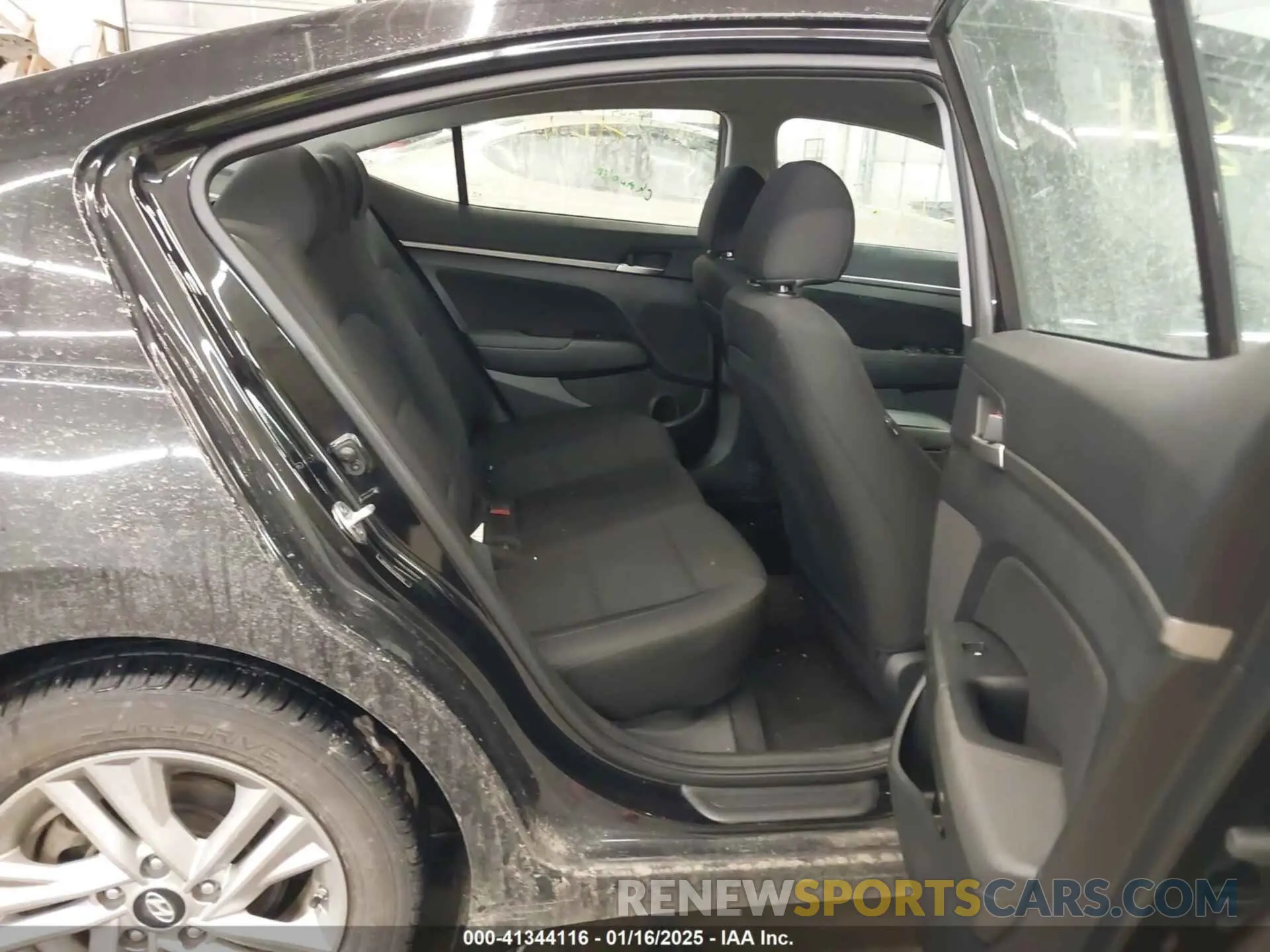 8 Photograph of a damaged car 5NPD84LF6LH555236 HYUNDAI ELANTRA 2020
