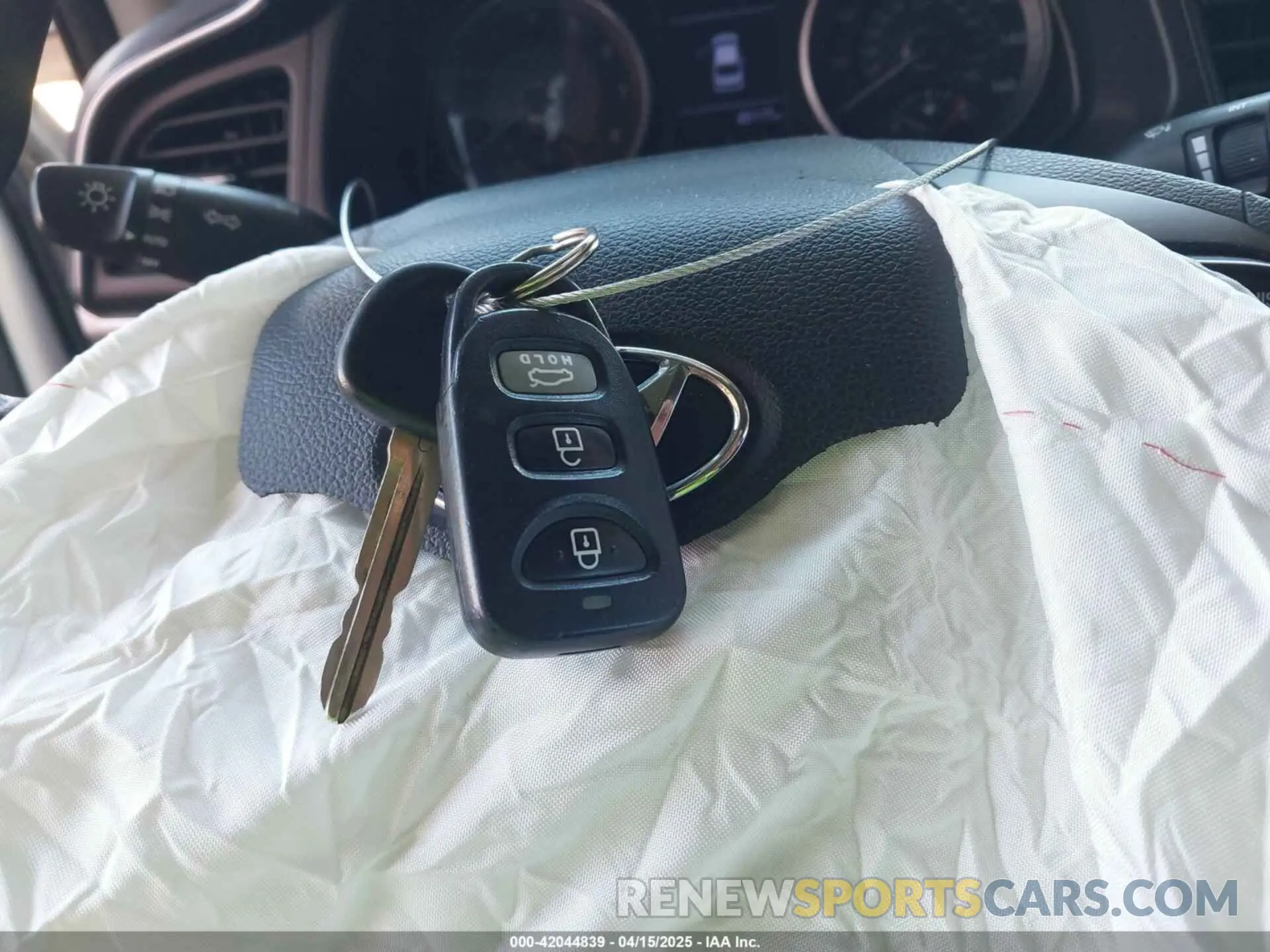 11 Photograph of a damaged car 5NPD84LF6LH559156 HYUNDAI ELANTRA 2020