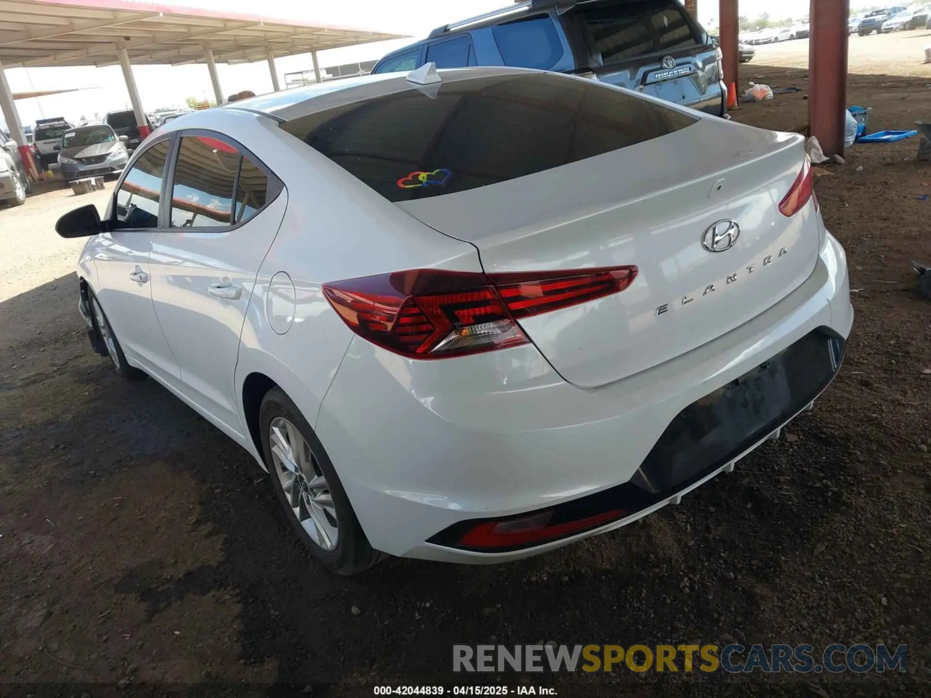 3 Photograph of a damaged car 5NPD84LF6LH559156 HYUNDAI ELANTRA 2020