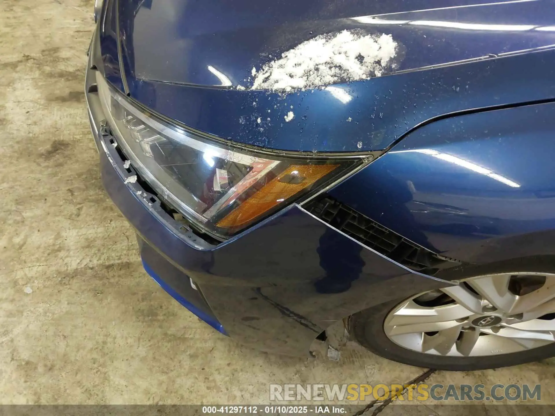 17 Photograph of a damaged car 5NPD84LF6LH566303 HYUNDAI ELANTRA 2020