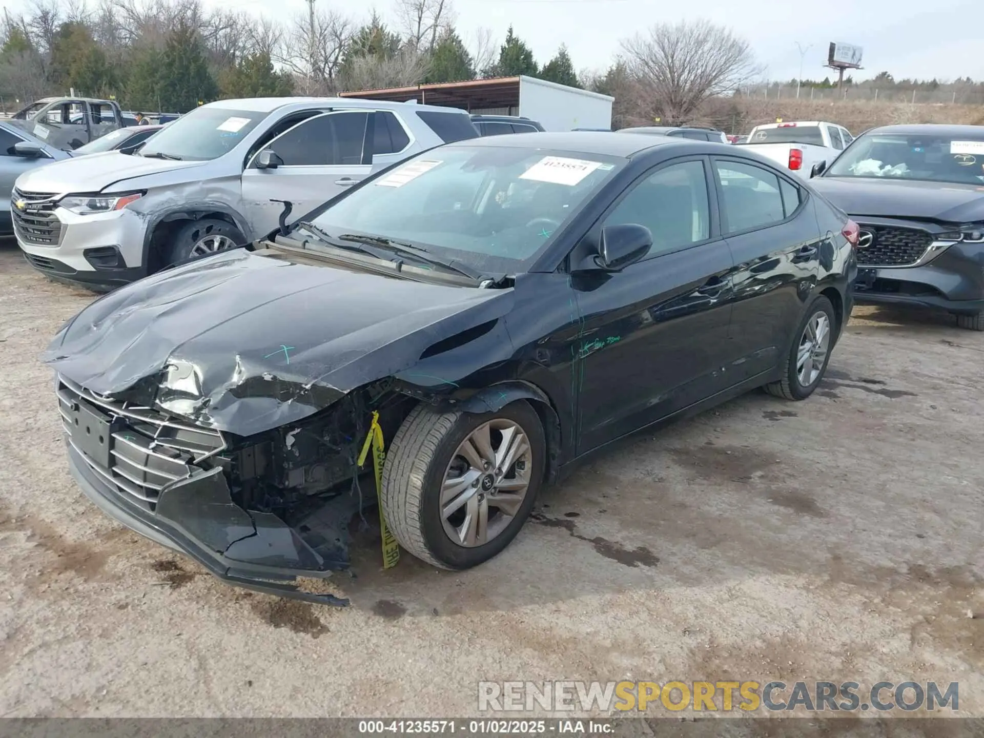 2 Photograph of a damaged car 5NPD84LF6LH568553 HYUNDAI ELANTRA 2020