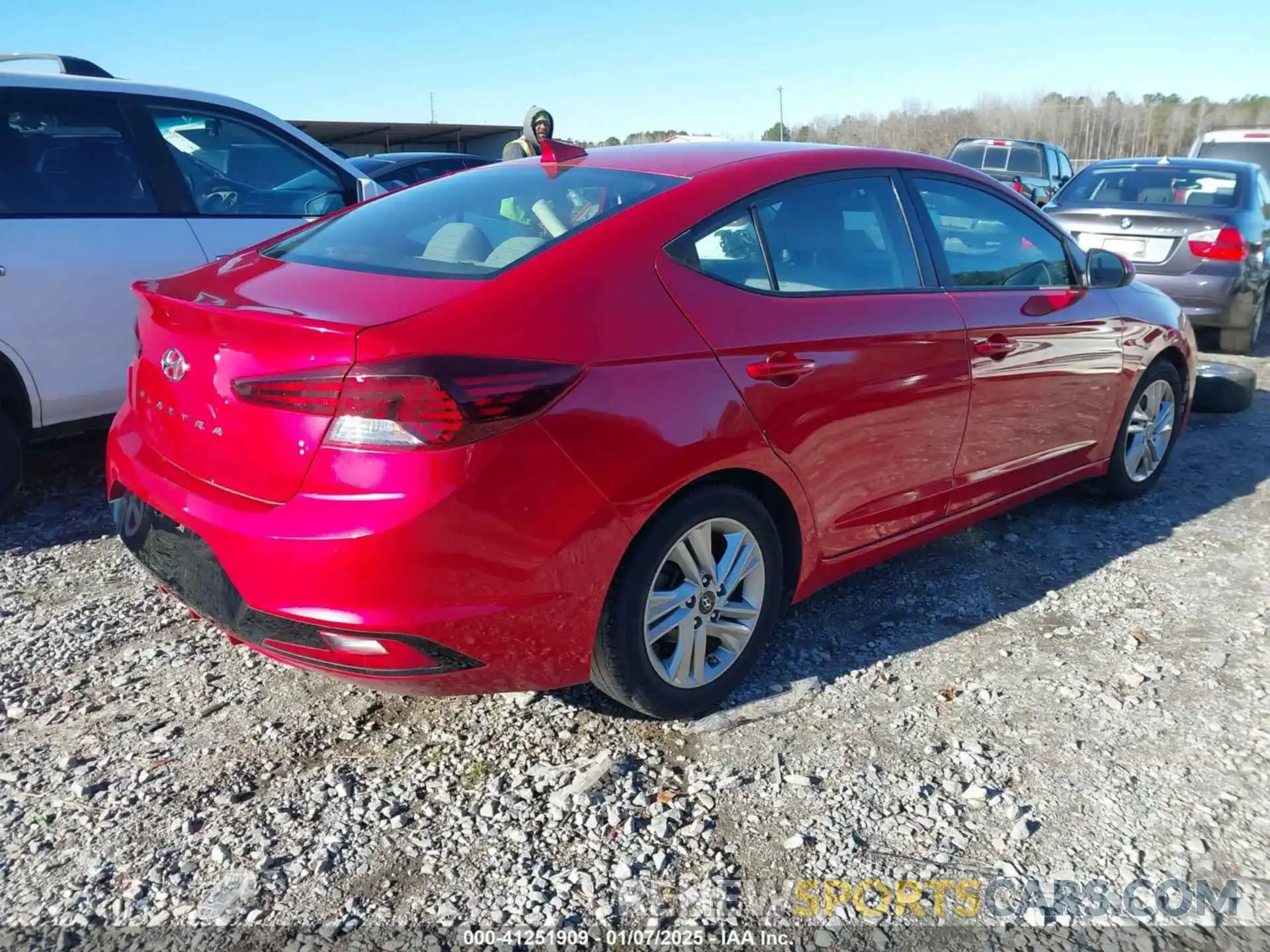 4 Photograph of a damaged car 5NPD84LF6LH568861 HYUNDAI ELANTRA 2020