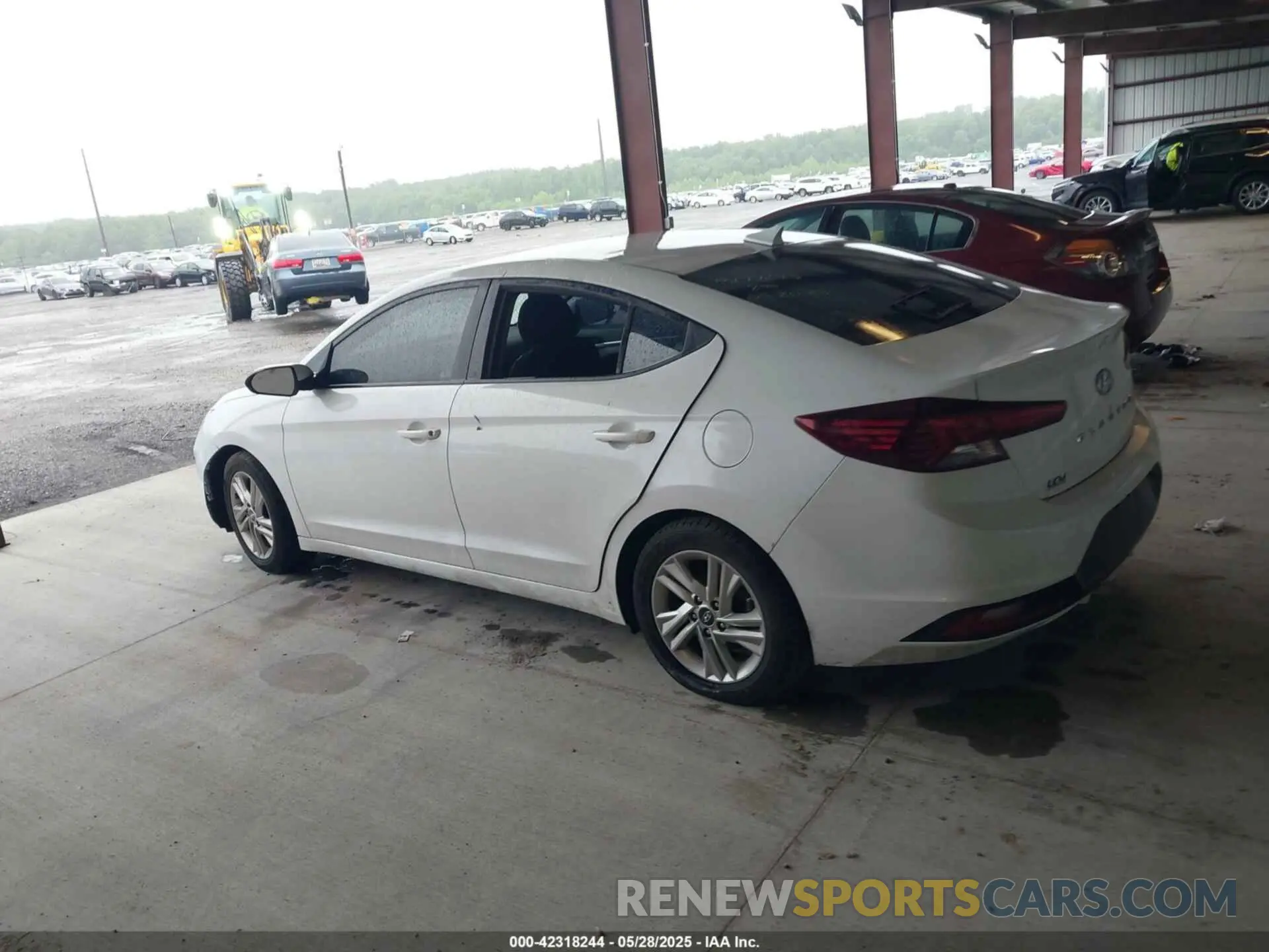 13 Photograph of a damaged car 5NPD84LF6LH578418 HYUNDAI ELANTRA 2020