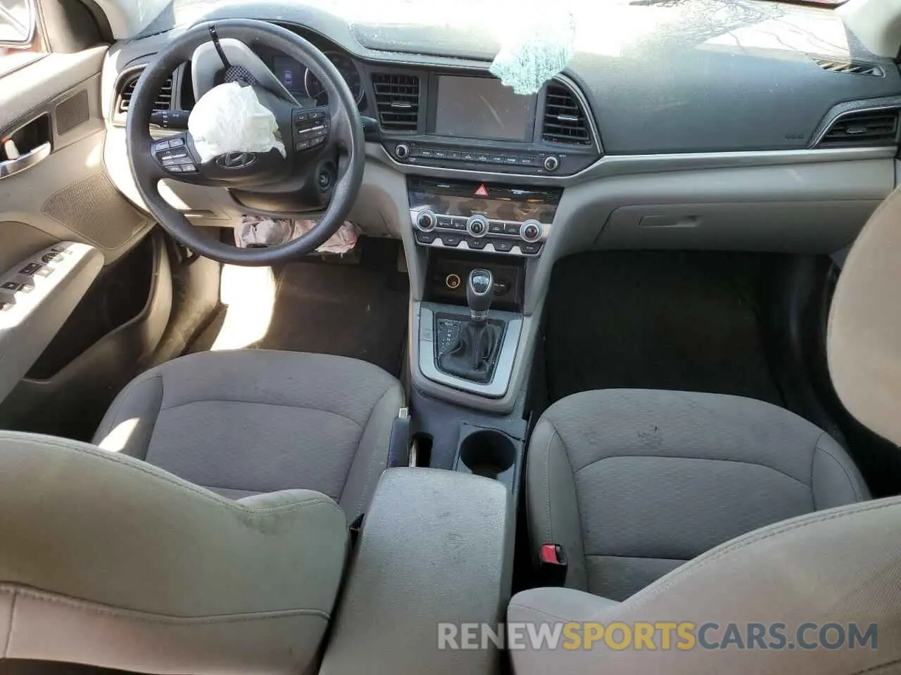 8 Photograph of a damaged car 5NPD84LF6LH580136 HYUNDAI ELANTRA 2020