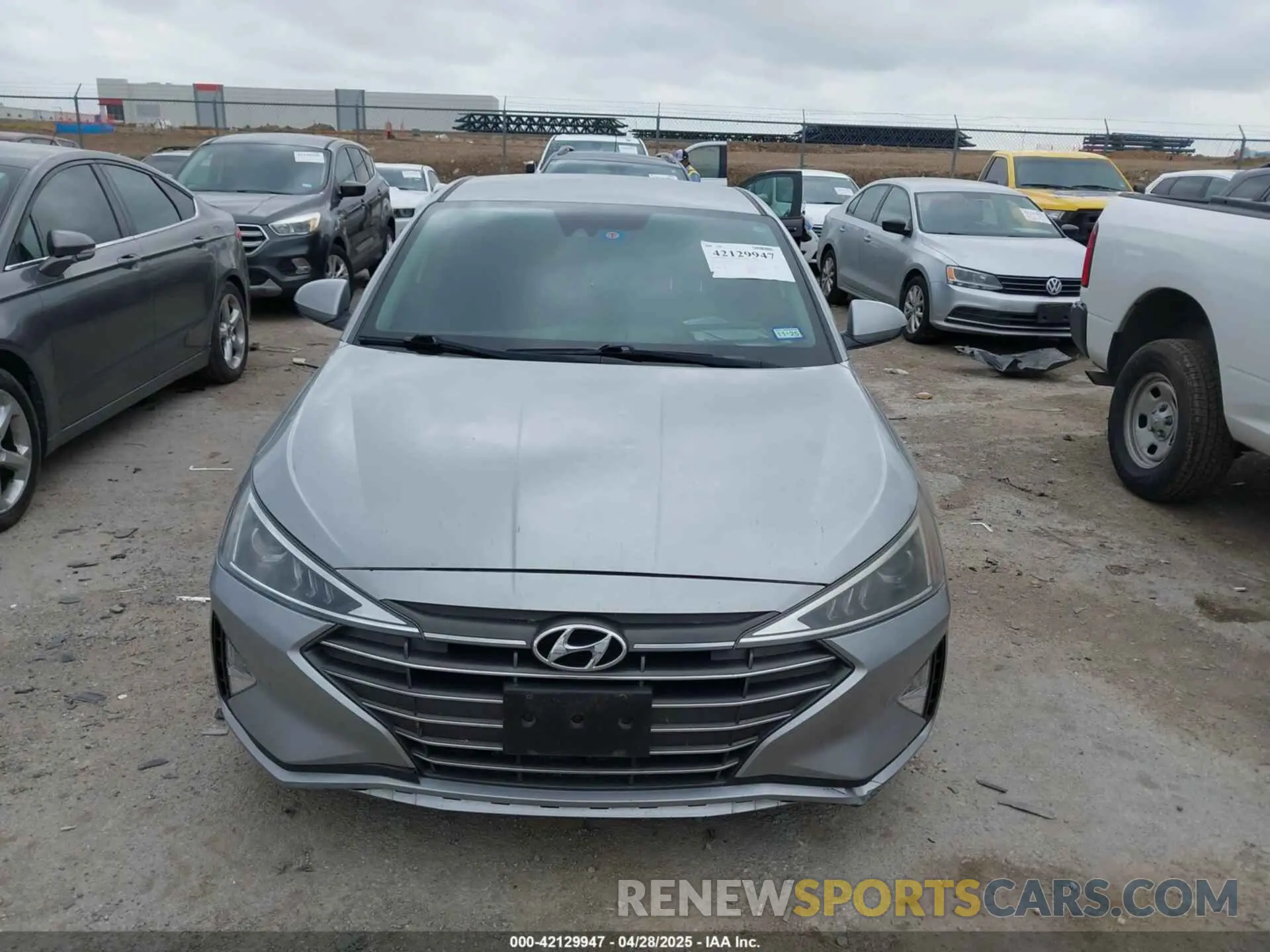 6 Photograph of a damaged car 5NPD84LF6LH580153 HYUNDAI ELANTRA 2020