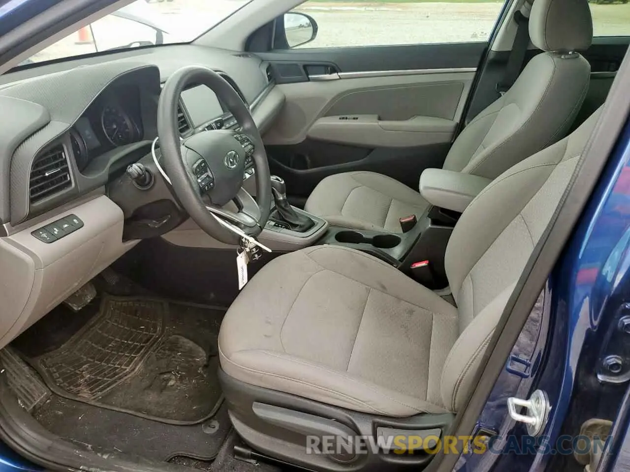 7 Photograph of a damaged car 5NPD84LF6LH580170 HYUNDAI ELANTRA 2020