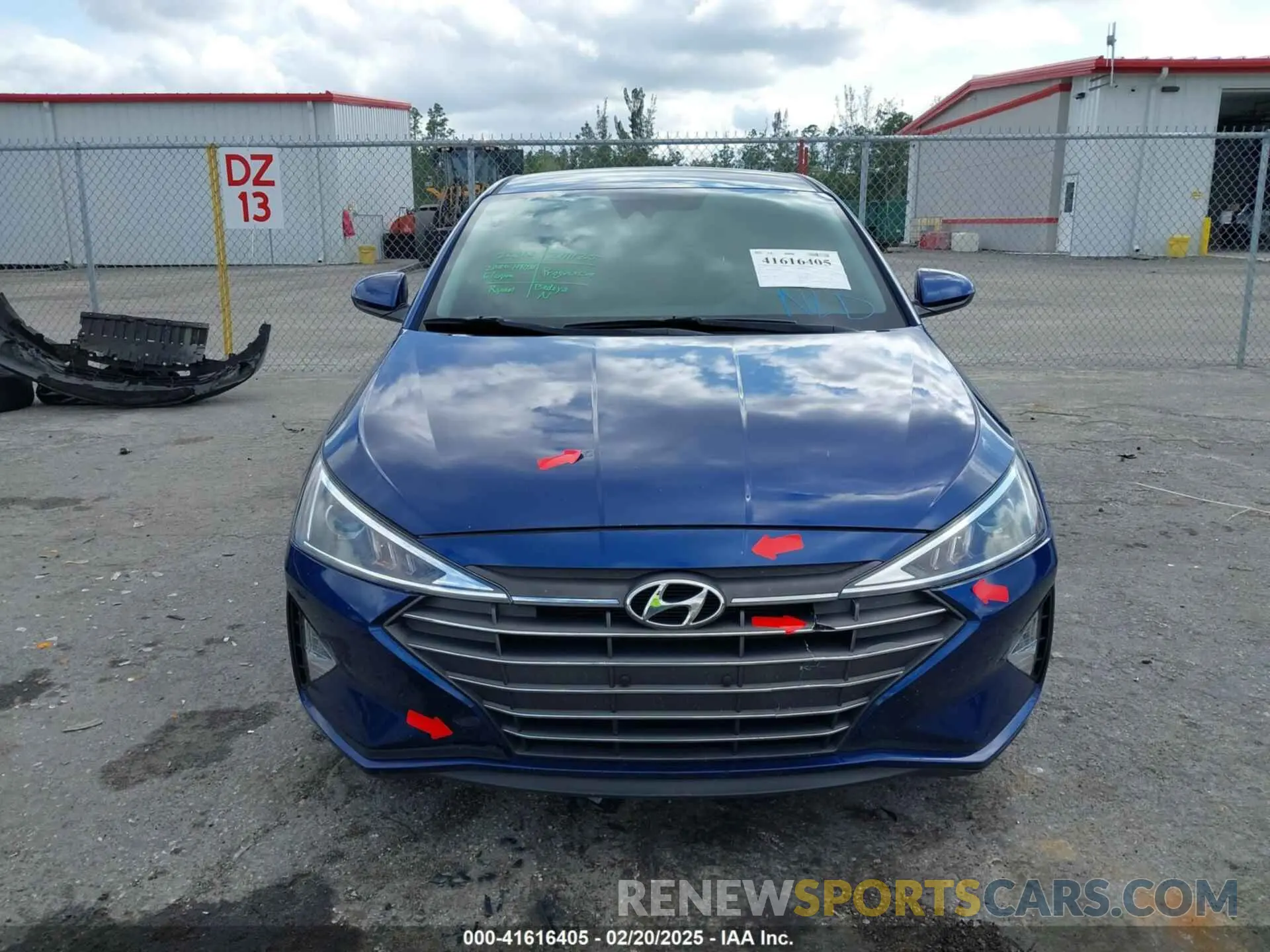 12 Photograph of a damaged car 5NPD84LF6LH580539 HYUNDAI ELANTRA 2020