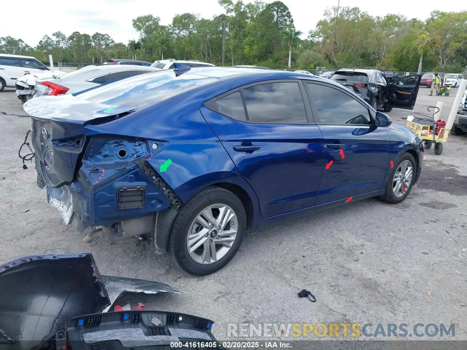 4 Photograph of a damaged car 5NPD84LF6LH580539 HYUNDAI ELANTRA 2020