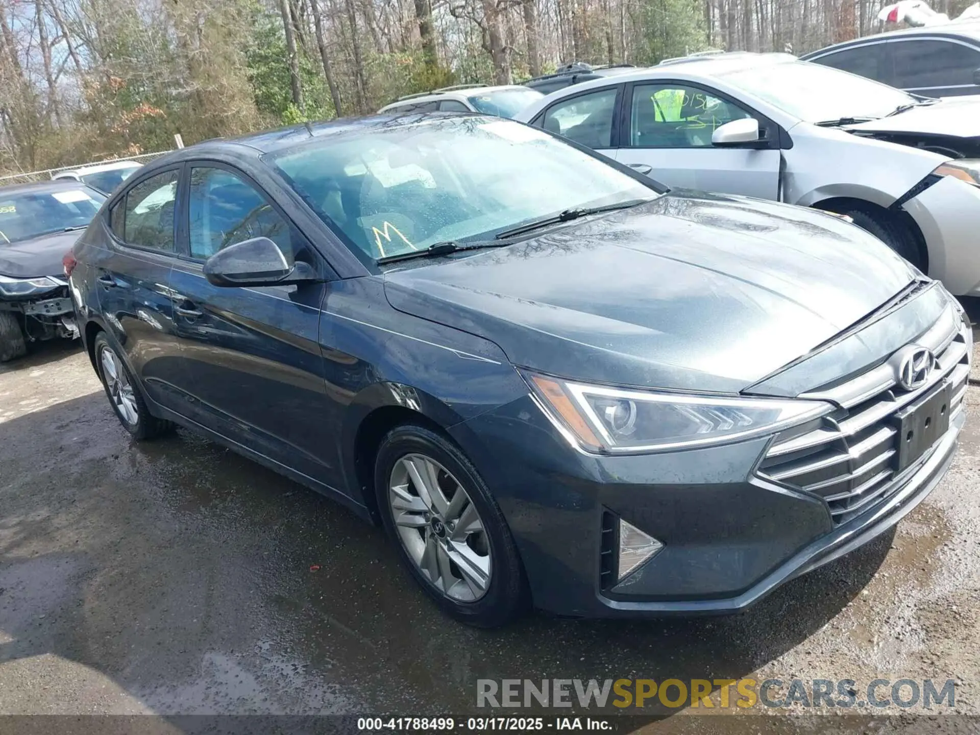 1 Photograph of a damaged car 5NPD84LF6LH581769 HYUNDAI ELANTRA 2020