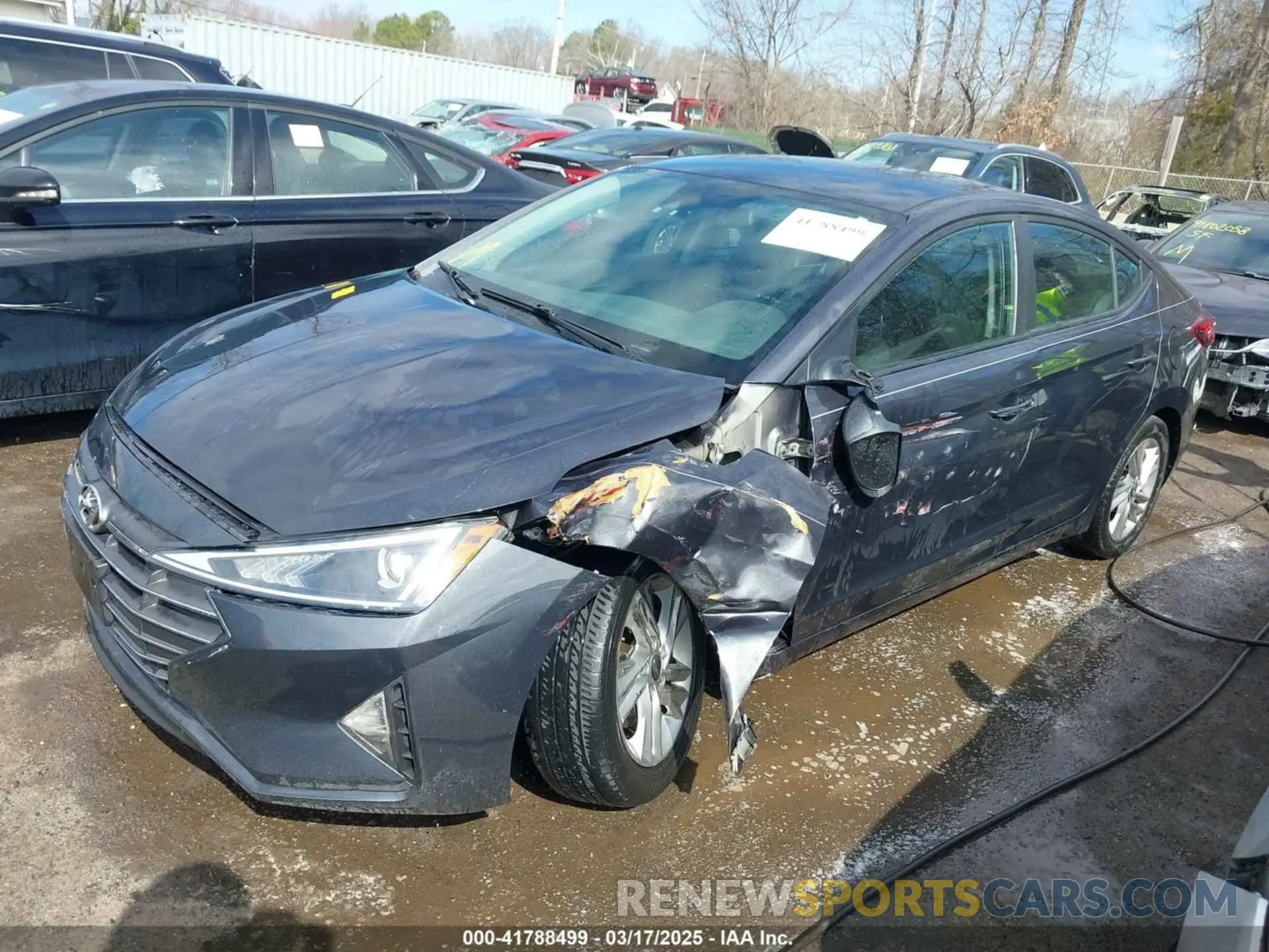 2 Photograph of a damaged car 5NPD84LF6LH581769 HYUNDAI ELANTRA 2020