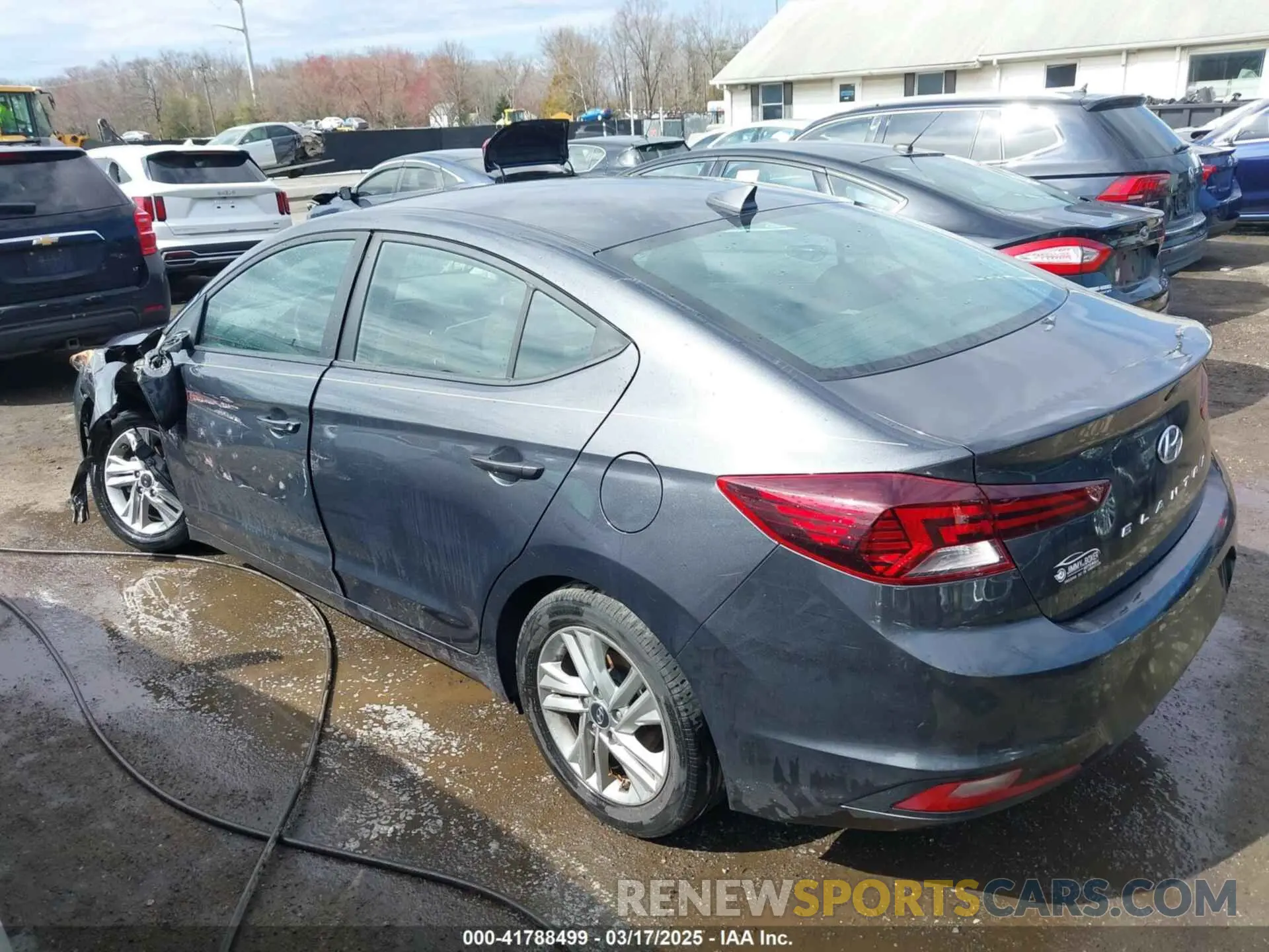 3 Photograph of a damaged car 5NPD84LF6LH581769 HYUNDAI ELANTRA 2020