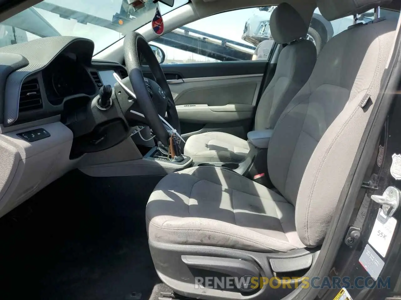 7 Photograph of a damaged car 5NPD84LF6LH582114 HYUNDAI ELANTRA 2020