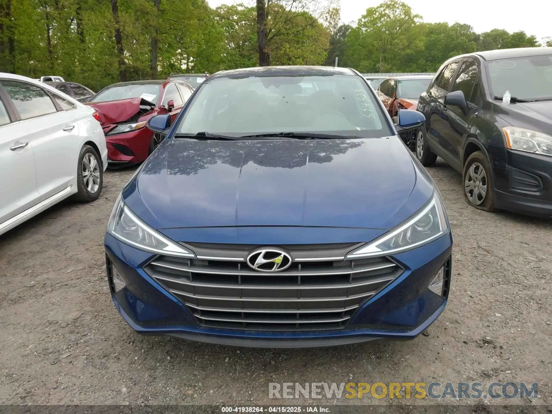 12 Photograph of a damaged car 5NPD84LF6LH594523 HYUNDAI ELANTRA 2020