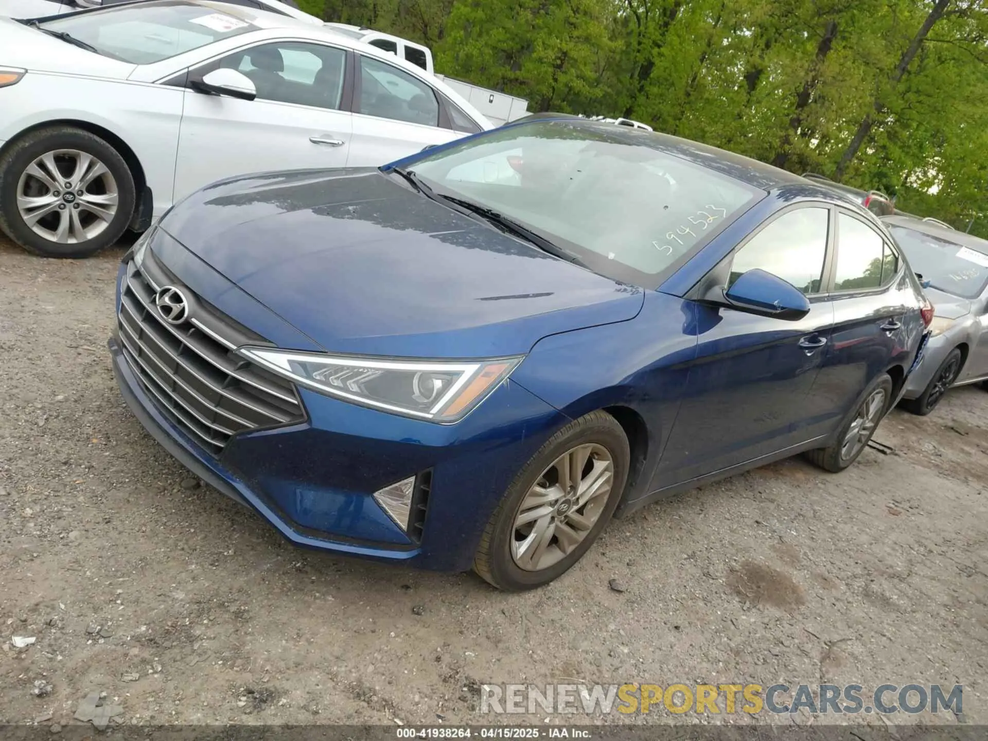 2 Photograph of a damaged car 5NPD84LF6LH594523 HYUNDAI ELANTRA 2020