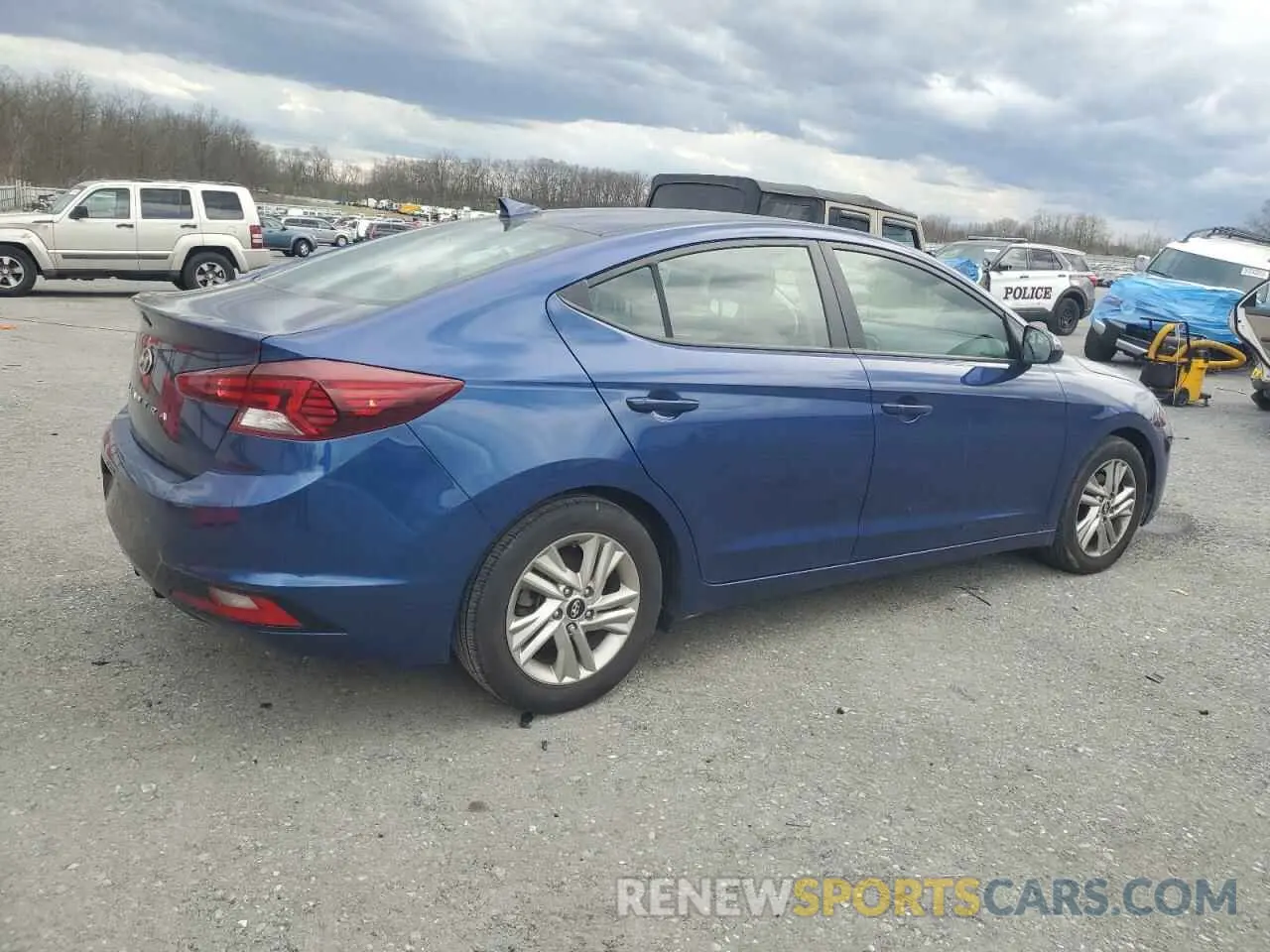 3 Photograph of a damaged car 5NPD84LF6LH597423 HYUNDAI ELANTRA 2020