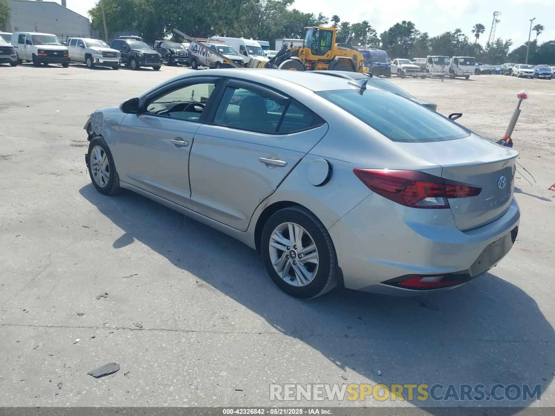 3 Photograph of a damaged car 5NPD84LF6LH601583 HYUNDAI ELANTRA 2020