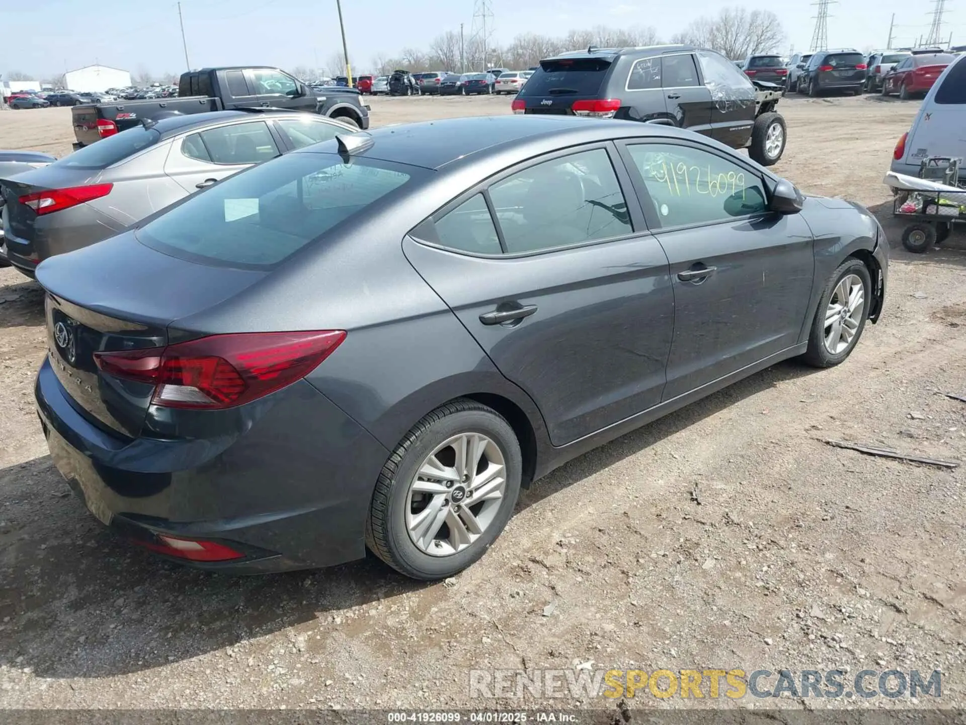 4 Photograph of a damaged car 5NPD84LF6LH616584 HYUNDAI ELANTRA 2020