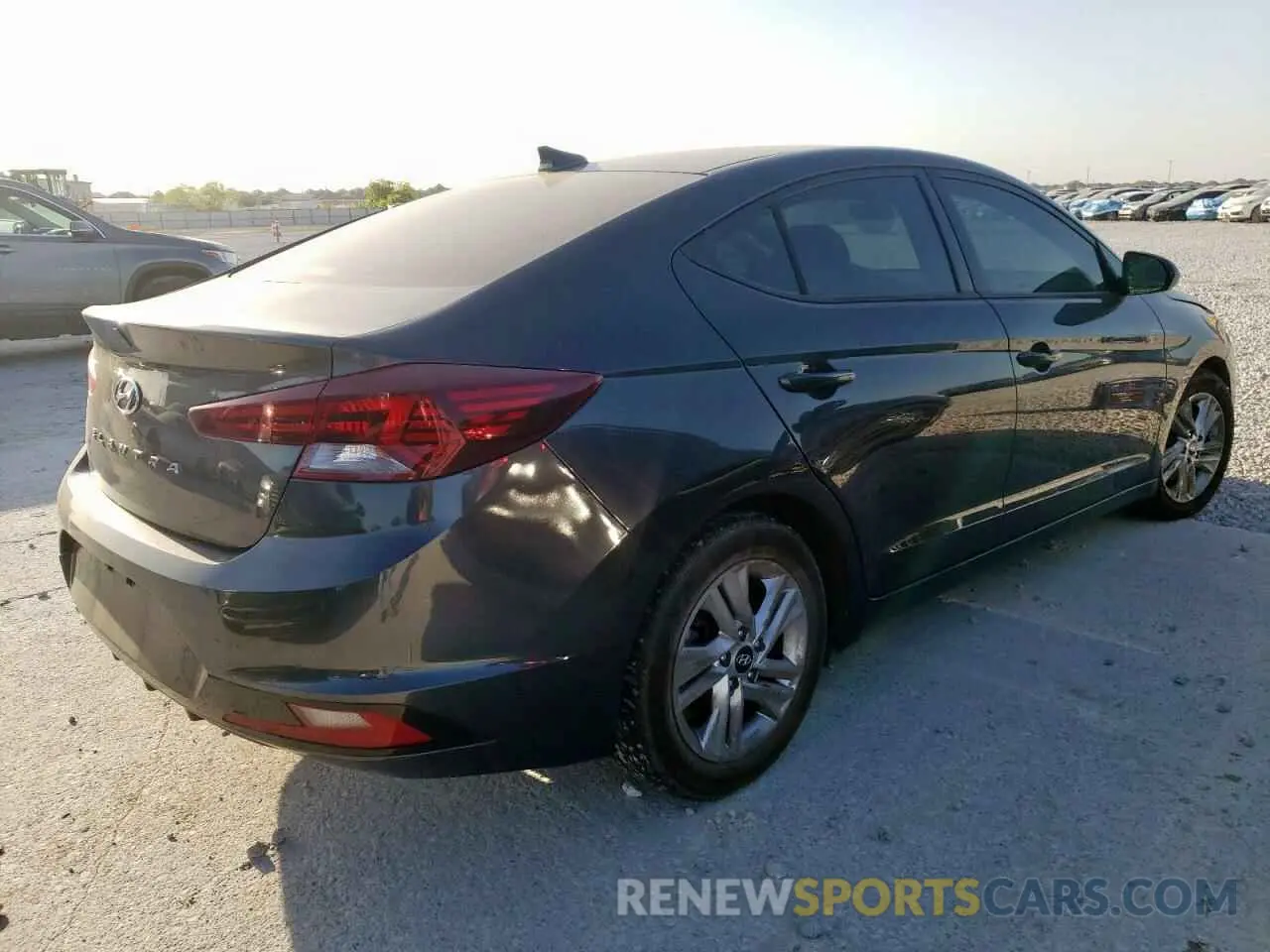 3 Photograph of a damaged car 5NPD84LF6LH620716 HYUNDAI ELANTRA 2020