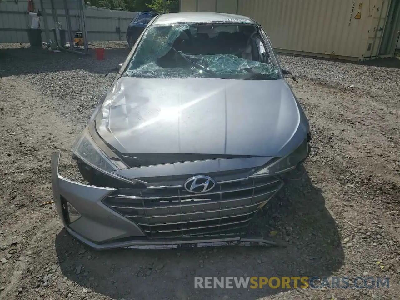 5 Photograph of a damaged car 5NPD84LF6LH623082 HYUNDAI ELANTRA 2020