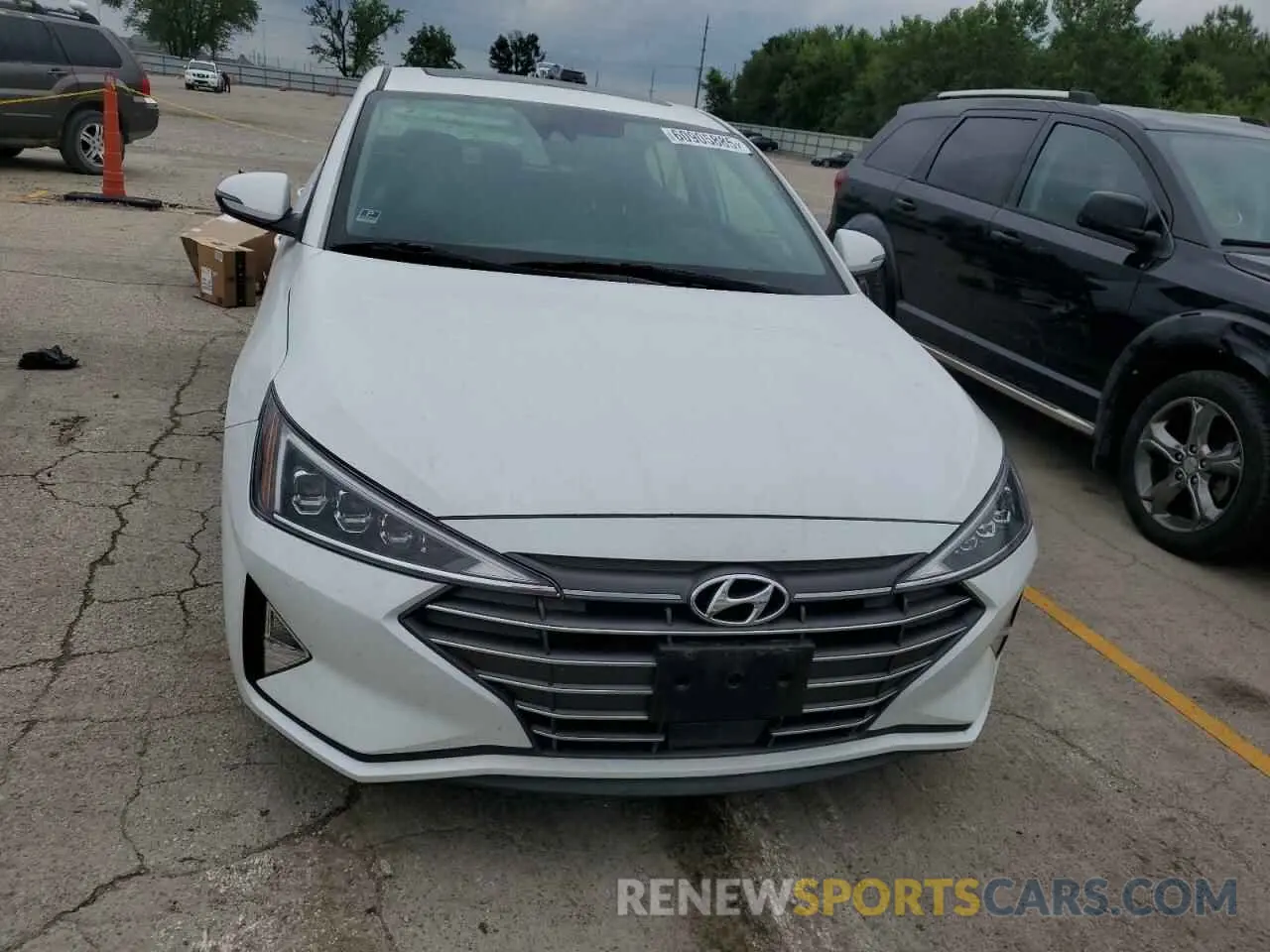5 Photograph of a damaged car 5NPD84LF6LH627794 HYUNDAI ELANTRA 2020