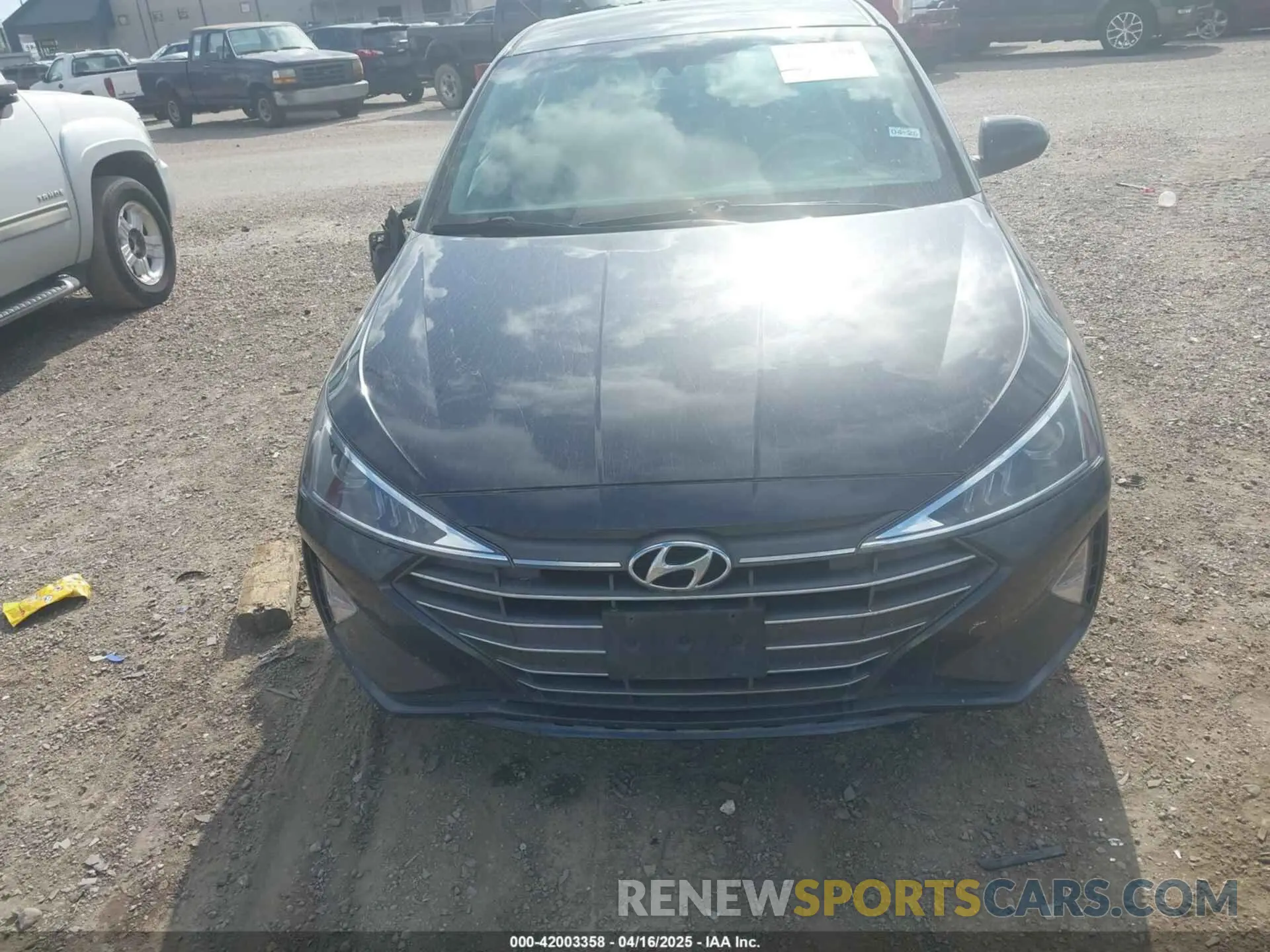 11 Photograph of a damaged car 5NPD84LF6LH627844 HYUNDAI ELANTRA 2020