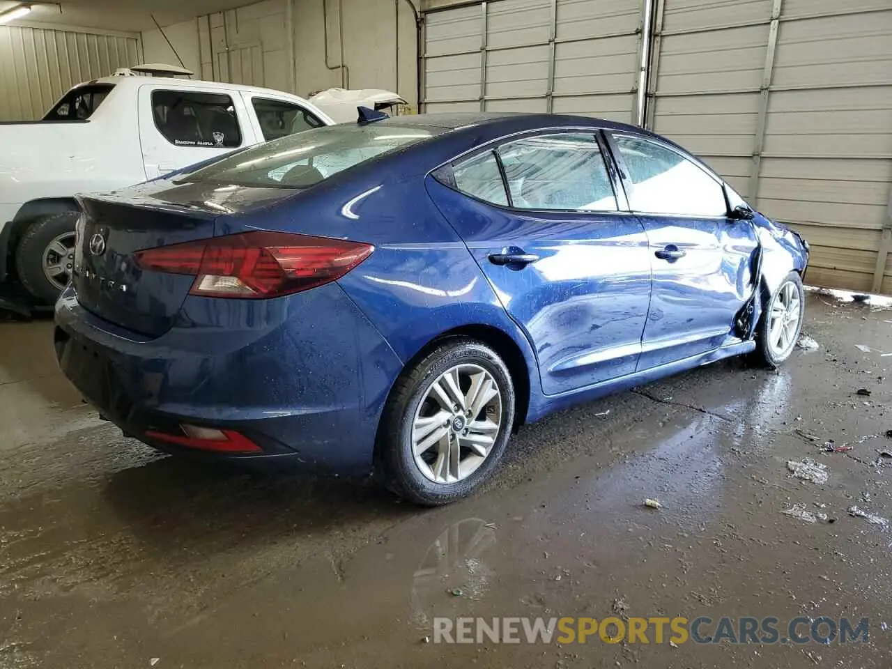 3 Photograph of a damaged car 5NPD84LF6LH630923 HYUNDAI ELANTRA 2020
