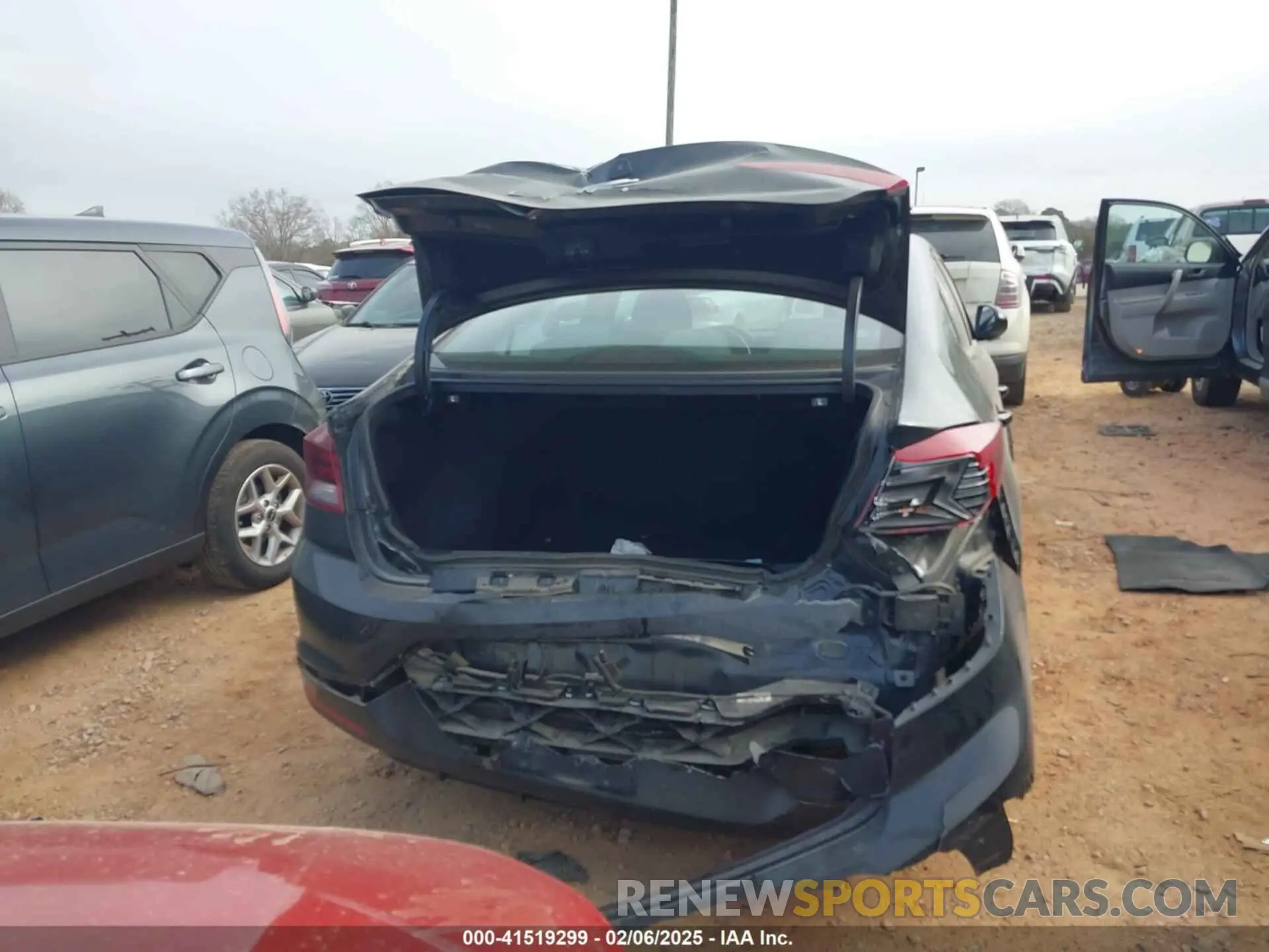 16 Photograph of a damaged car 5NPD84LF7LH499565 HYUNDAI ELANTRA 2020