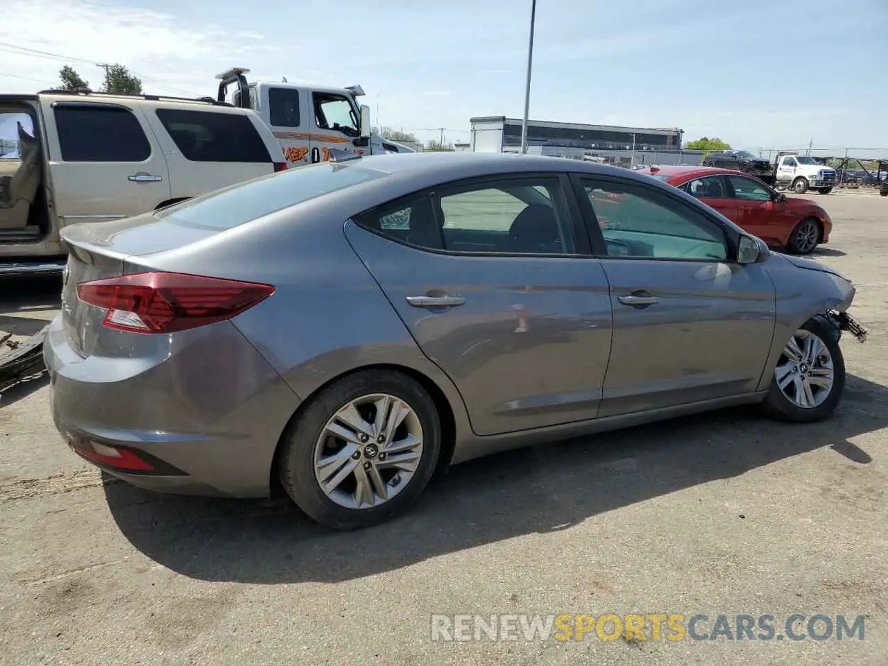3 Photograph of a damaged car 5NPD84LF7LH515411 HYUNDAI ELANTRA 2020
