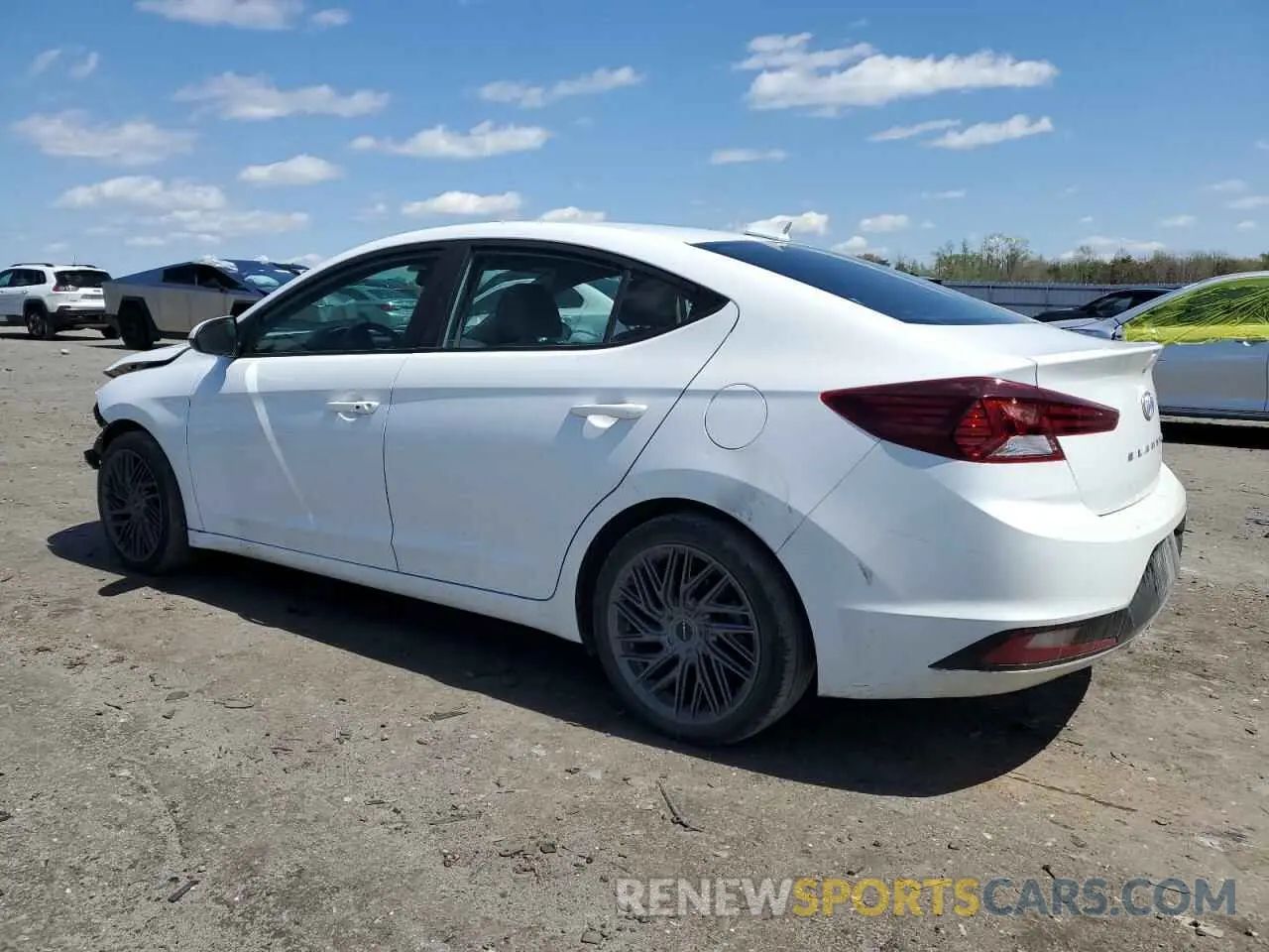 2 Photograph of a damaged car 5NPD84LF7LH516025 HYUNDAI ELANTRA 2020