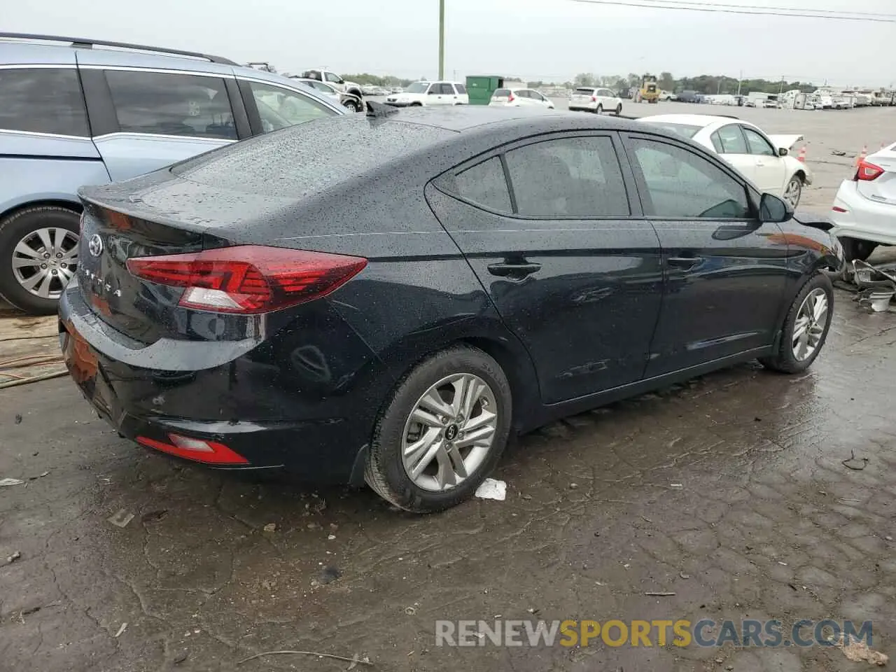 3 Photograph of a damaged car 5NPD84LF7LH520902 HYUNDAI ELANTRA 2020