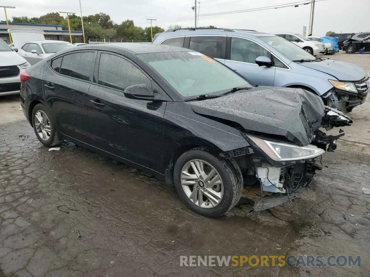 4 Photograph of a damaged car 5NPD84LF7LH520902 HYUNDAI ELANTRA 2020