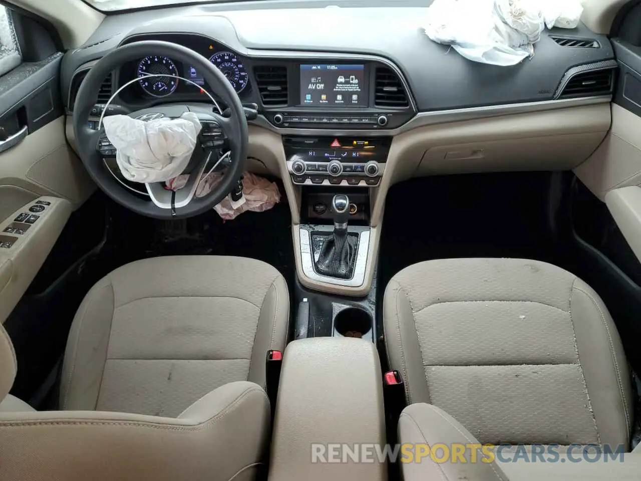 8 Photograph of a damaged car 5NPD84LF7LH522780 HYUNDAI ELANTRA 2020