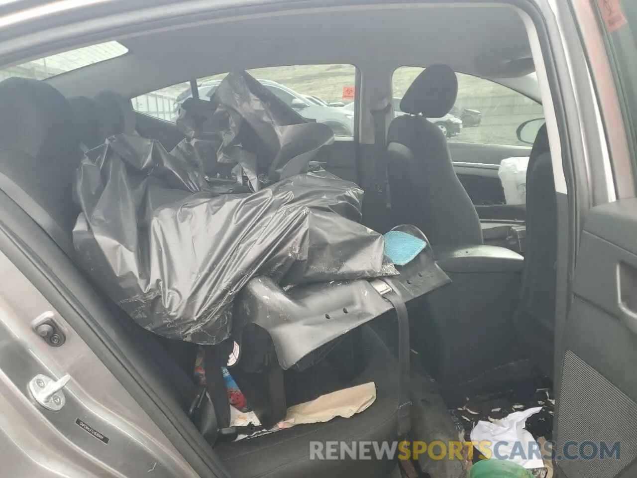 10 Photograph of a damaged car 5NPD84LF7LH530409 HYUNDAI ELANTRA 2020
